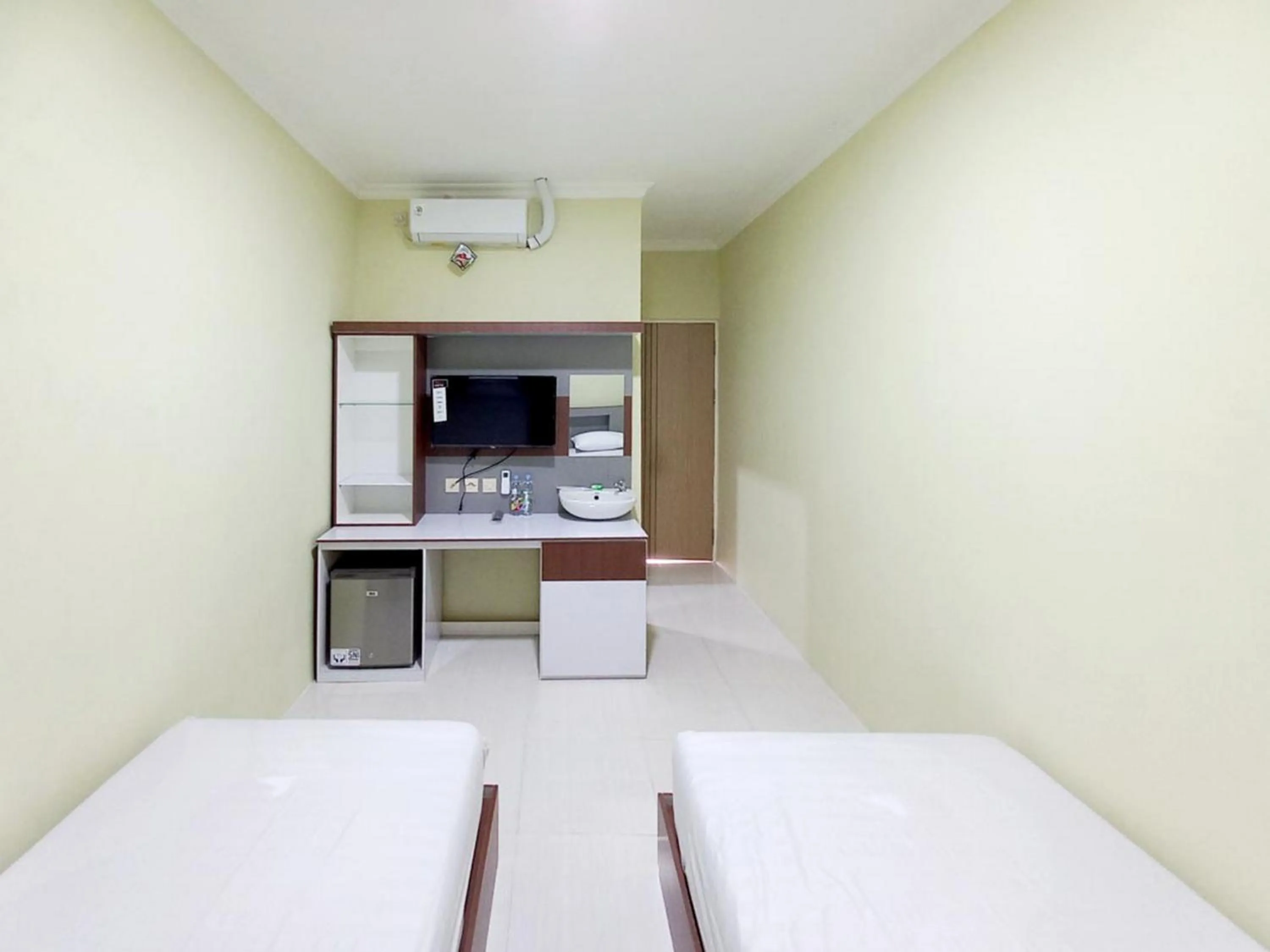 Bedroom, Bed in Sky In Homestay Syariah near RSUD Sogaten RedPartner