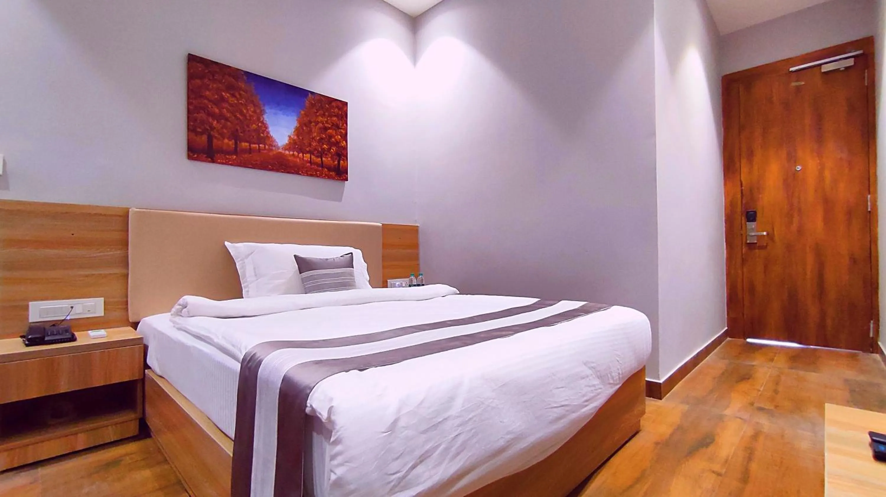 Bedroom, Bed in Sshubh Hotel Nathdwara