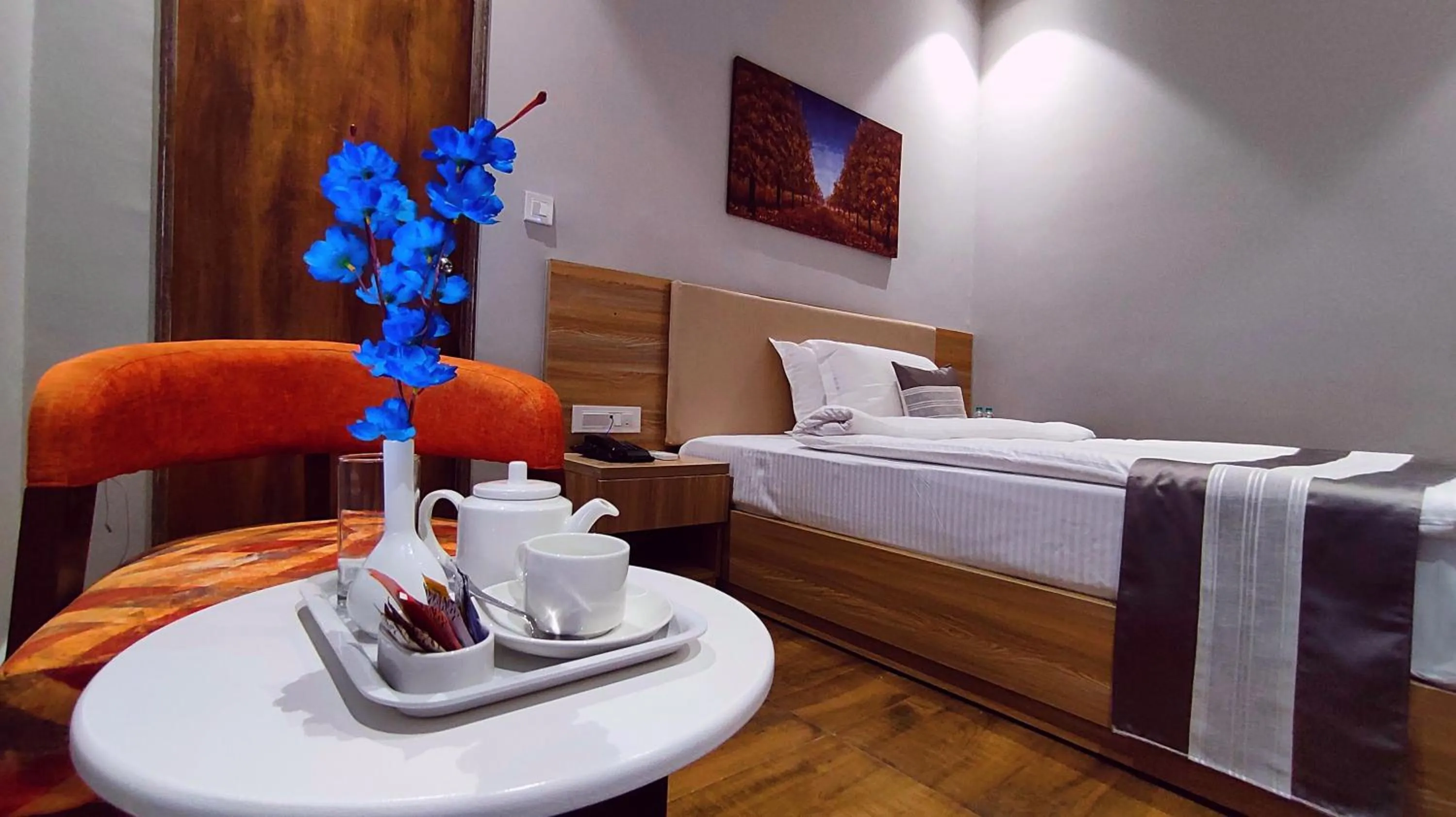 Bed in Sshubh Hotel Nathdwara