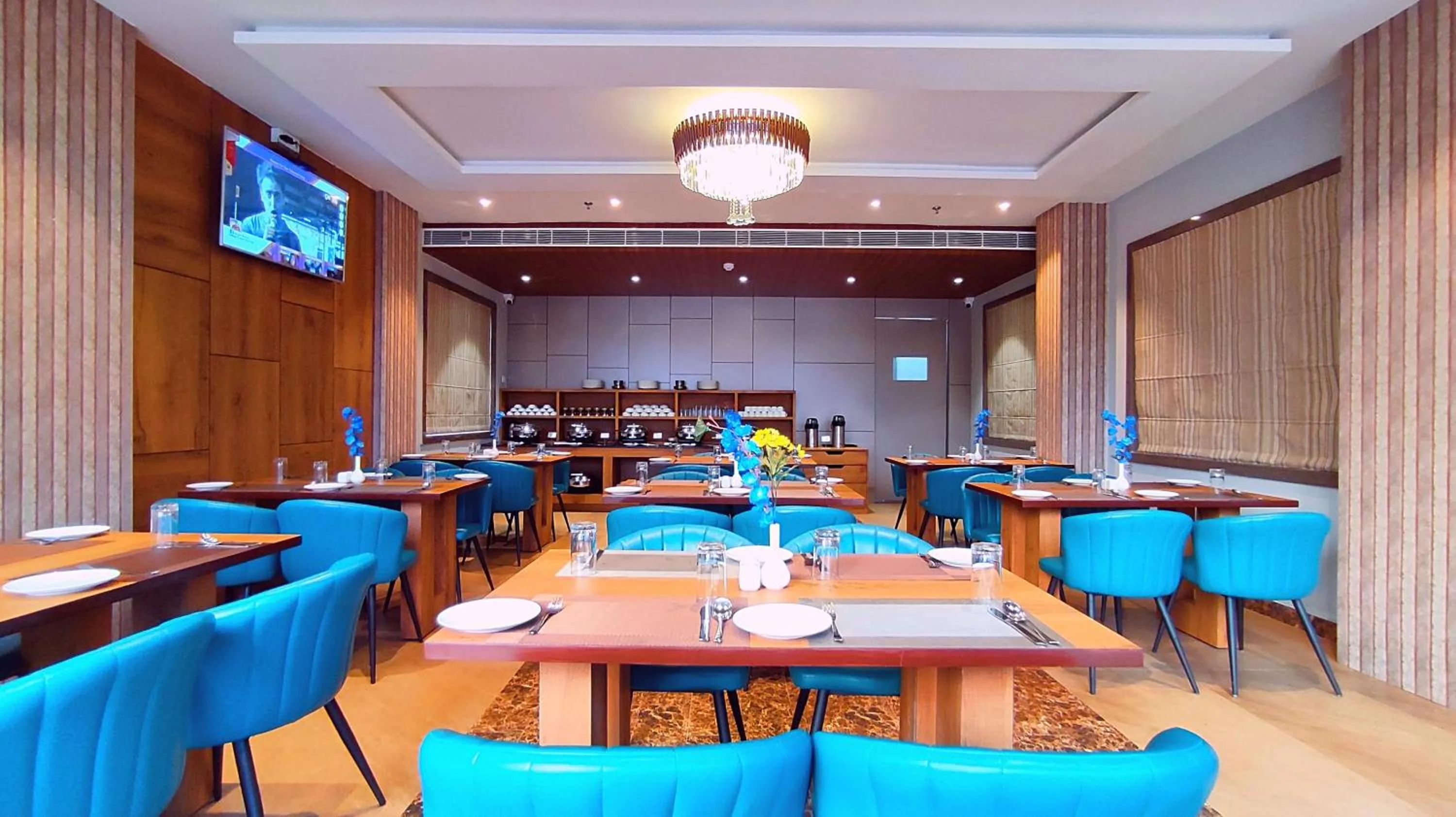 Restaurant/places to eat in Sshubh Hotel Nathdwara