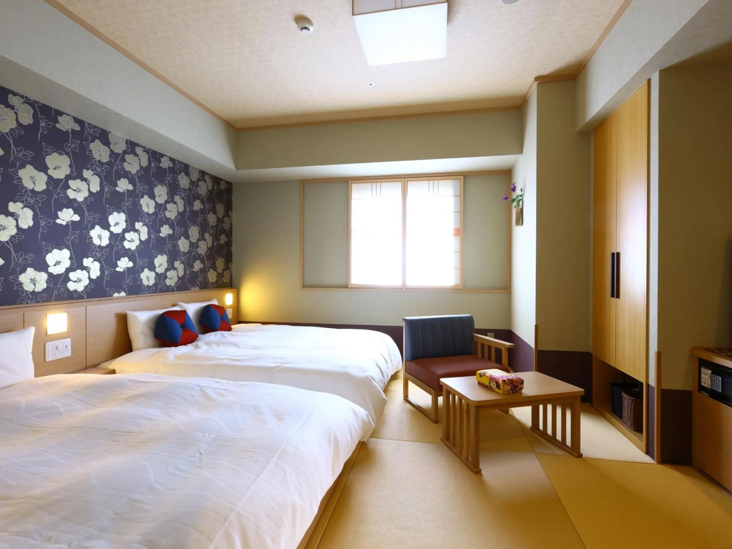 Photo of the whole room, Bed in Onyado Nono Kanazawa