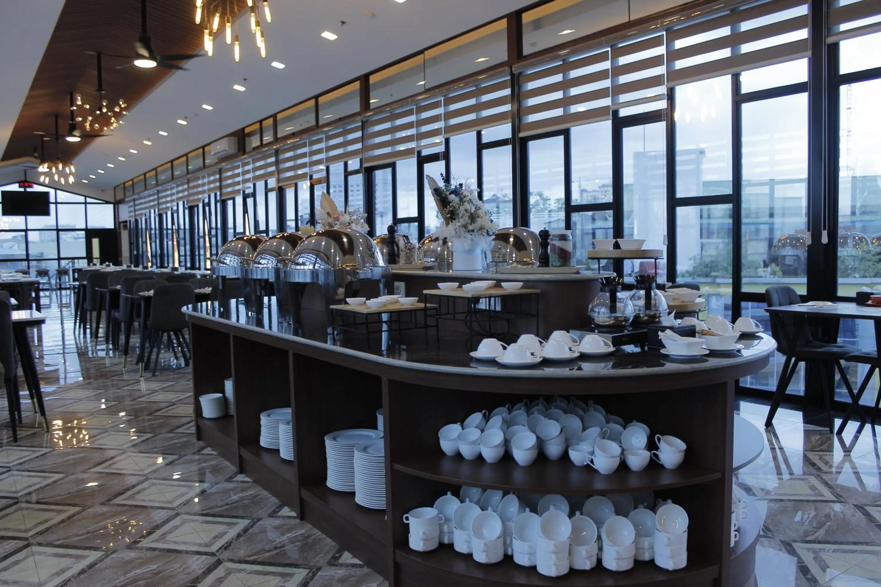 Restaurant/places to eat in BATAM 1 HOTEL