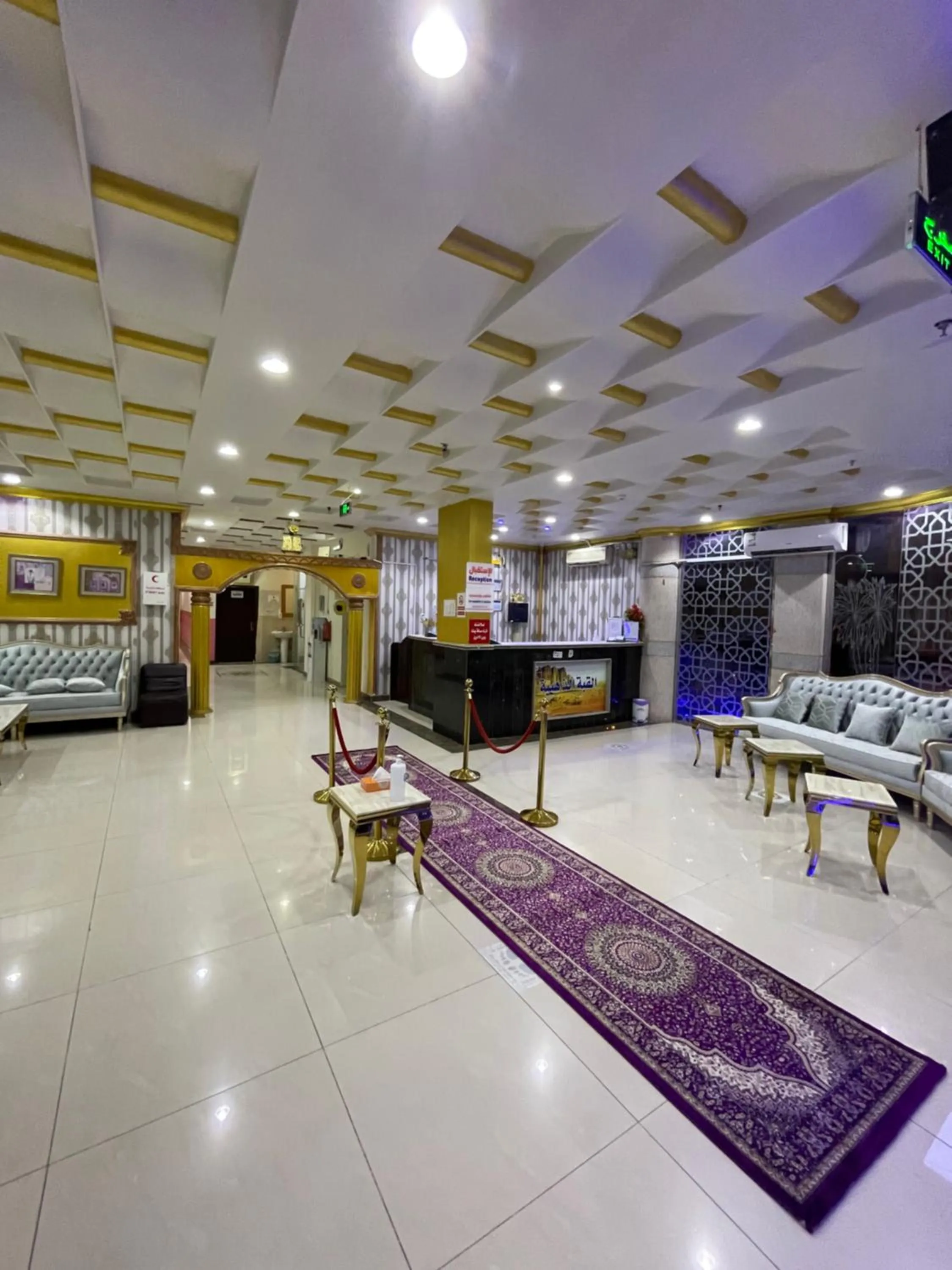 Lobby or reception in Golden Quba 1