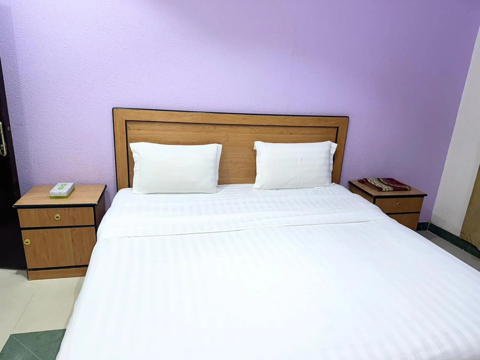 Bed in Golden Quba 1