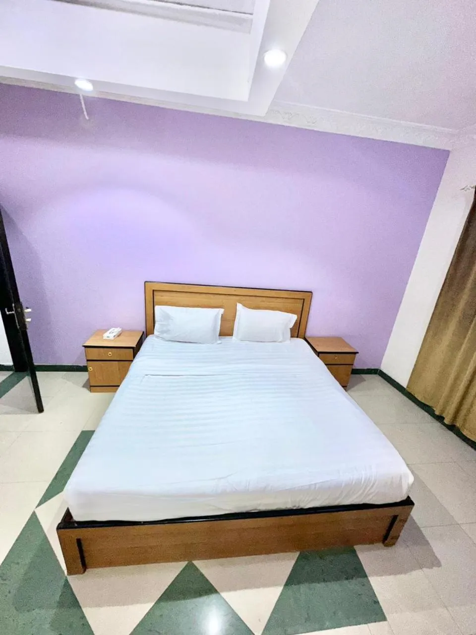 Bed in Golden Quba 1