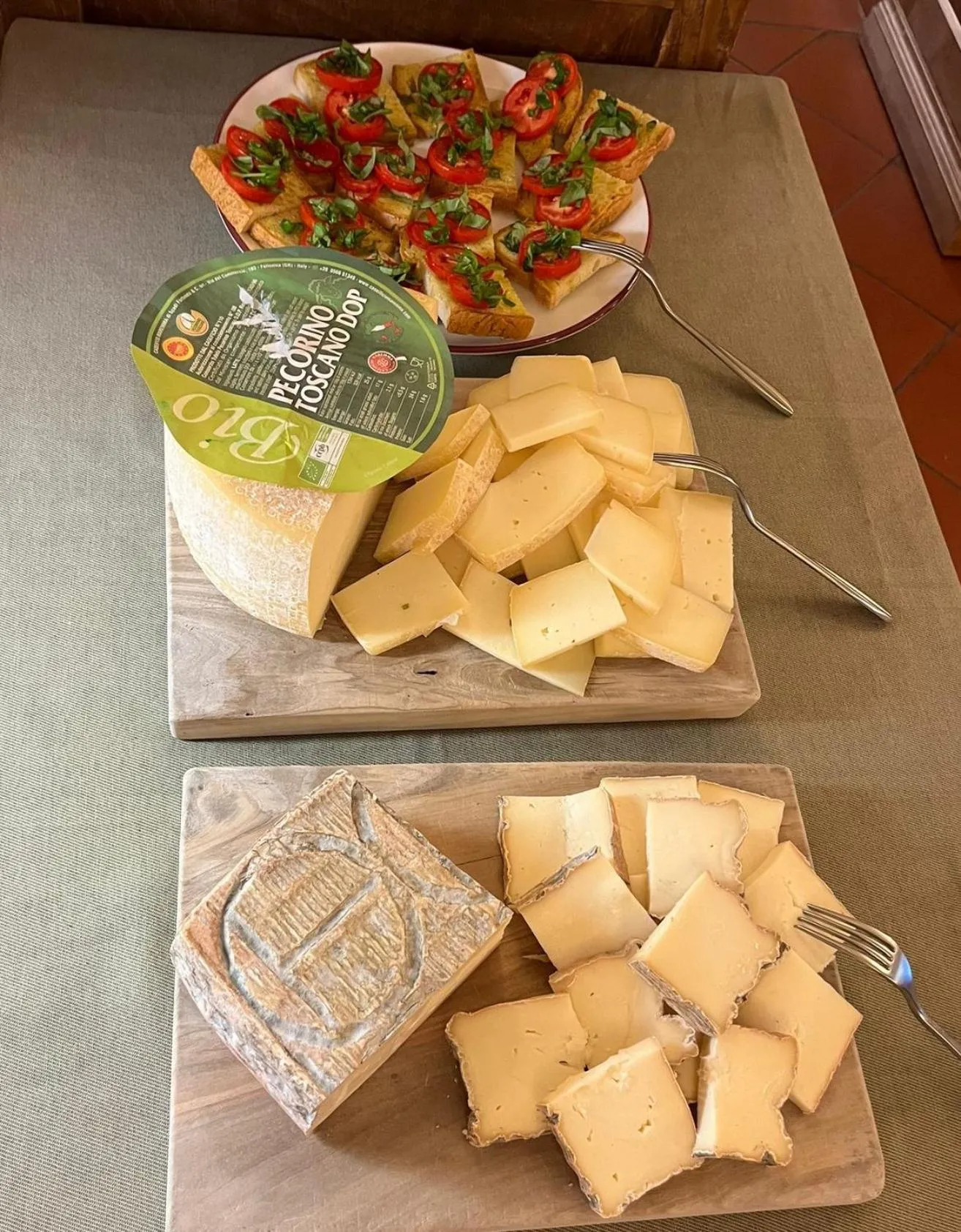 Breakfast in Tenuta Sovestro - Agriturismo e winery