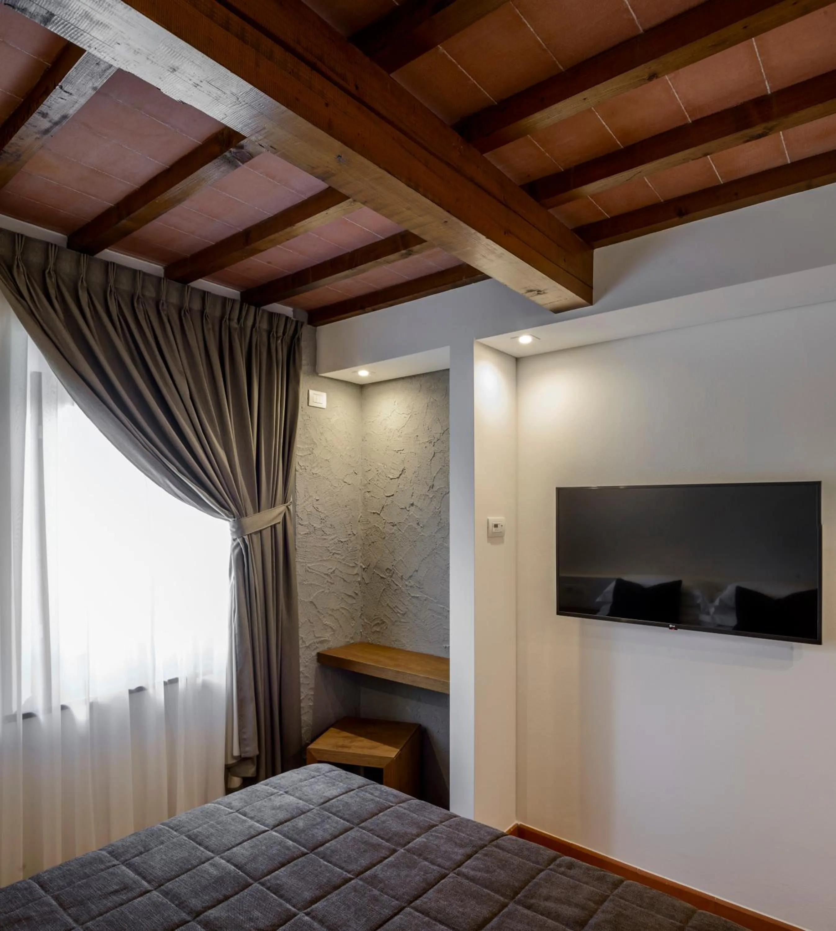 Photo of the whole room, Bed in Tenuta Sovestro - Agriturismo e winery