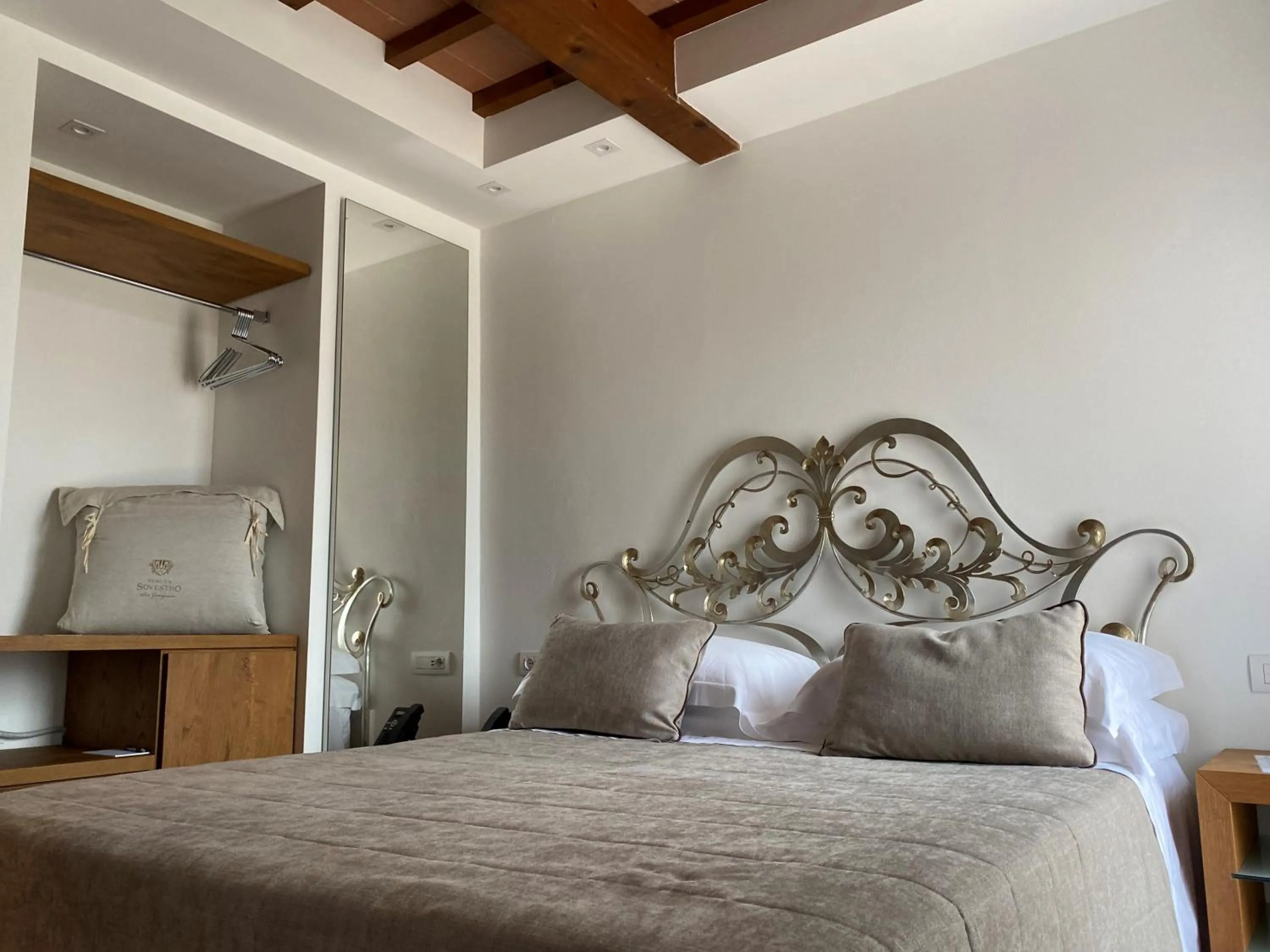 Photo of the whole room, Bed in Tenuta Sovestro - Agriturismo e winery