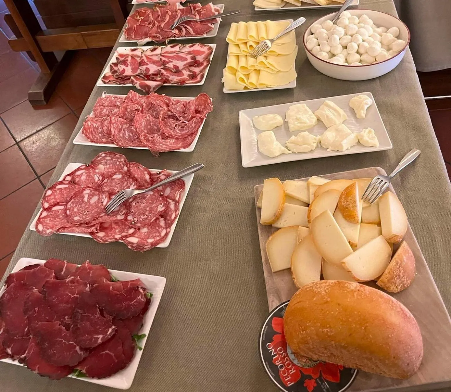 Breakfast in Tenuta Sovestro - Agriturismo e winery