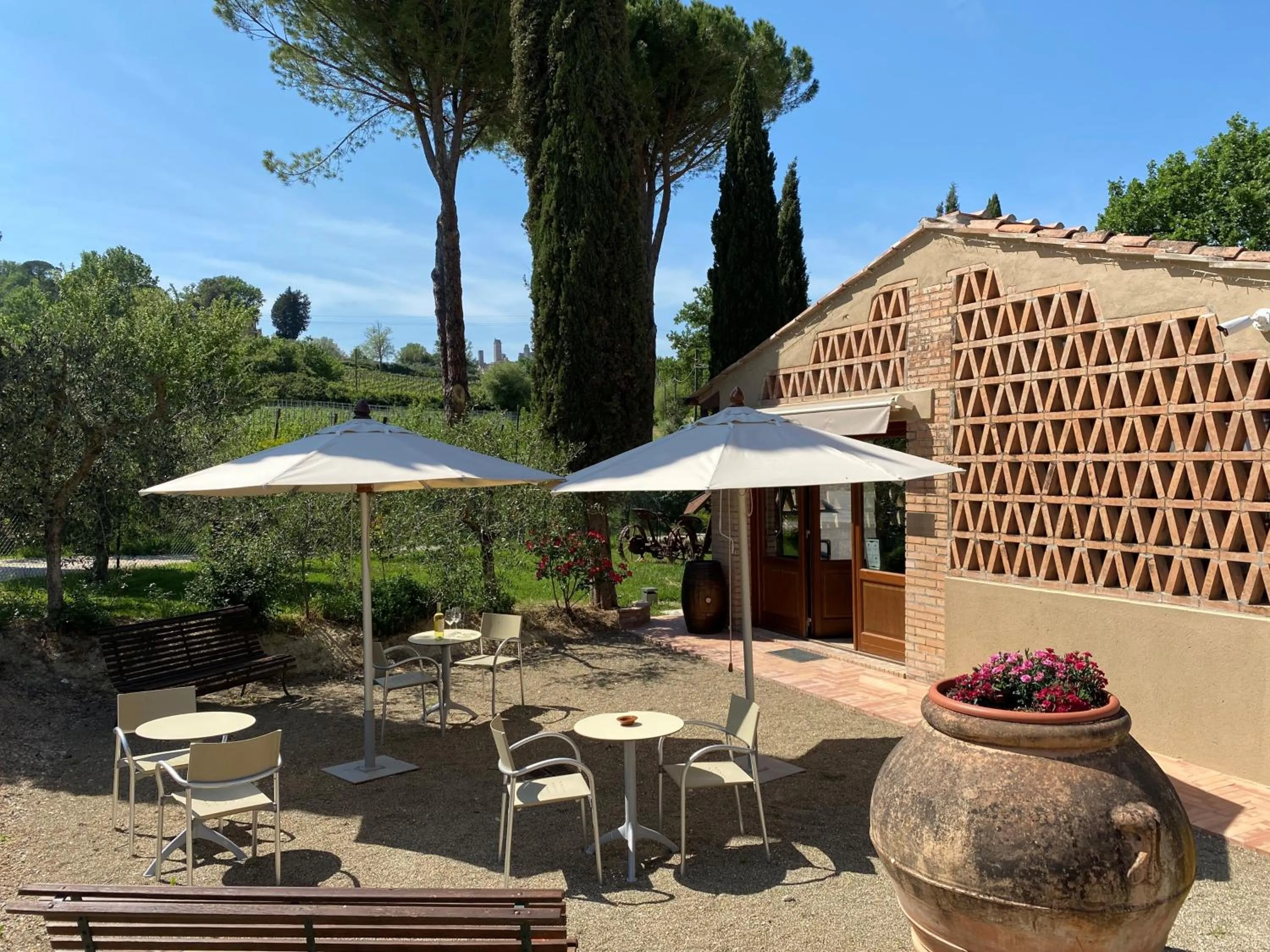 Lobby or reception in Tenuta Sovestro - Agriturismo e winery