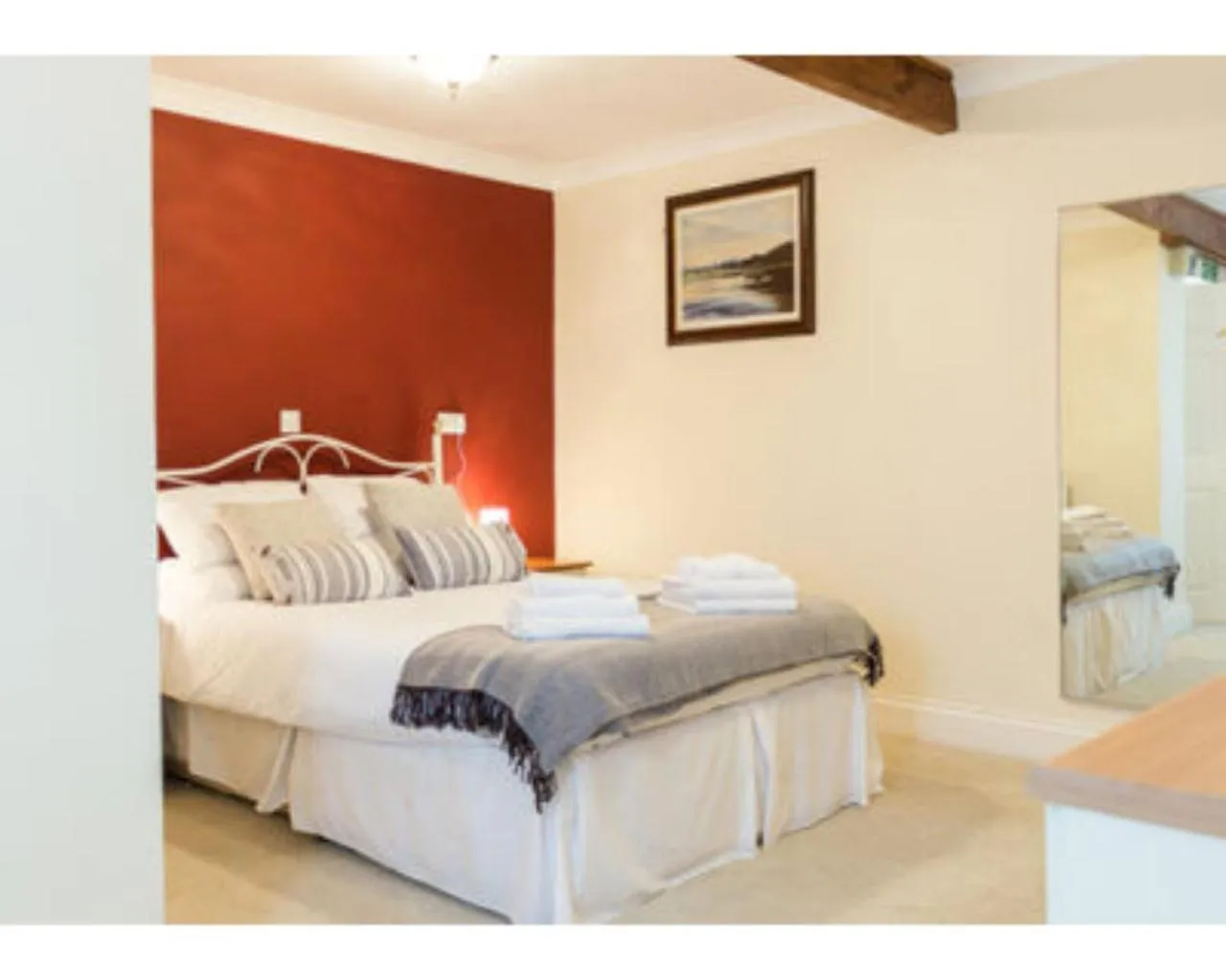 Bedroom, Bed in The Bull Inn