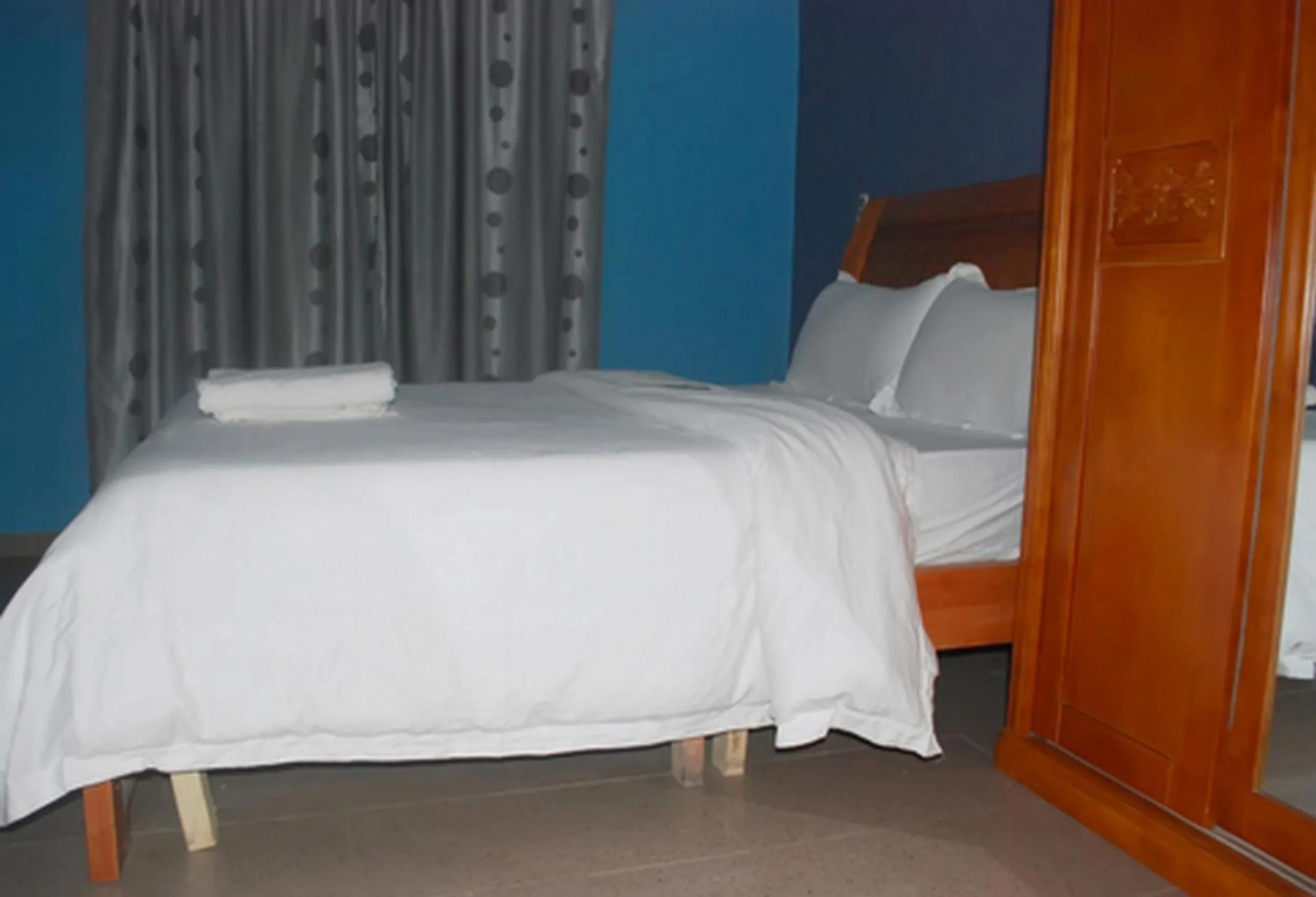 Bed in Owees Place-standard