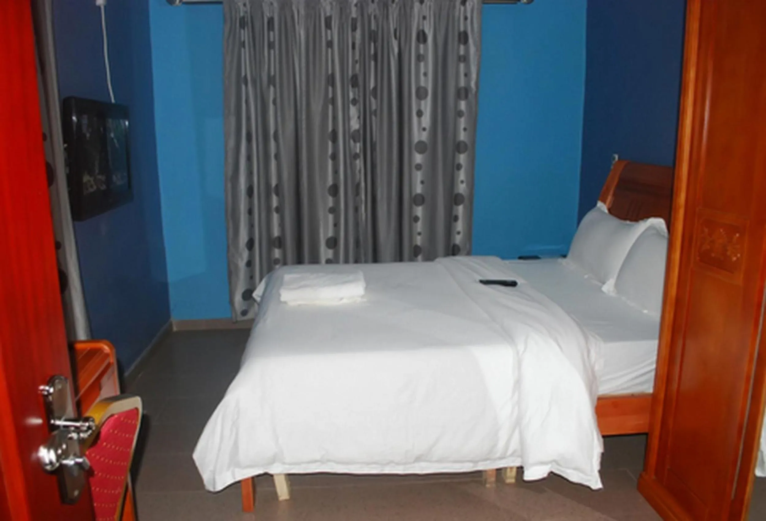 Bed in Owees Place-standard