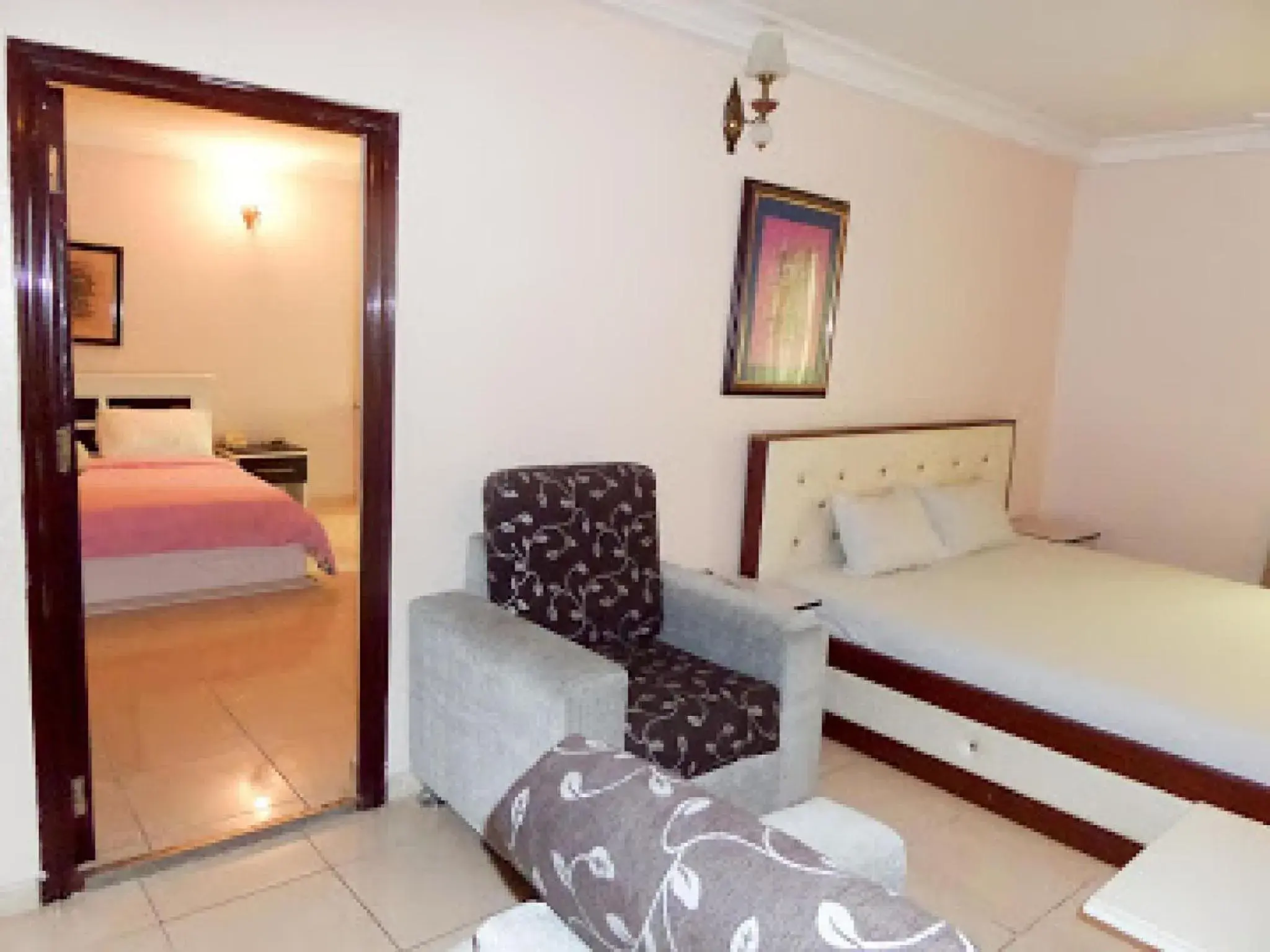 Bed in Royal View Hotel and Suites - Standard Bed in Royal View Hotel and Suites - Standard