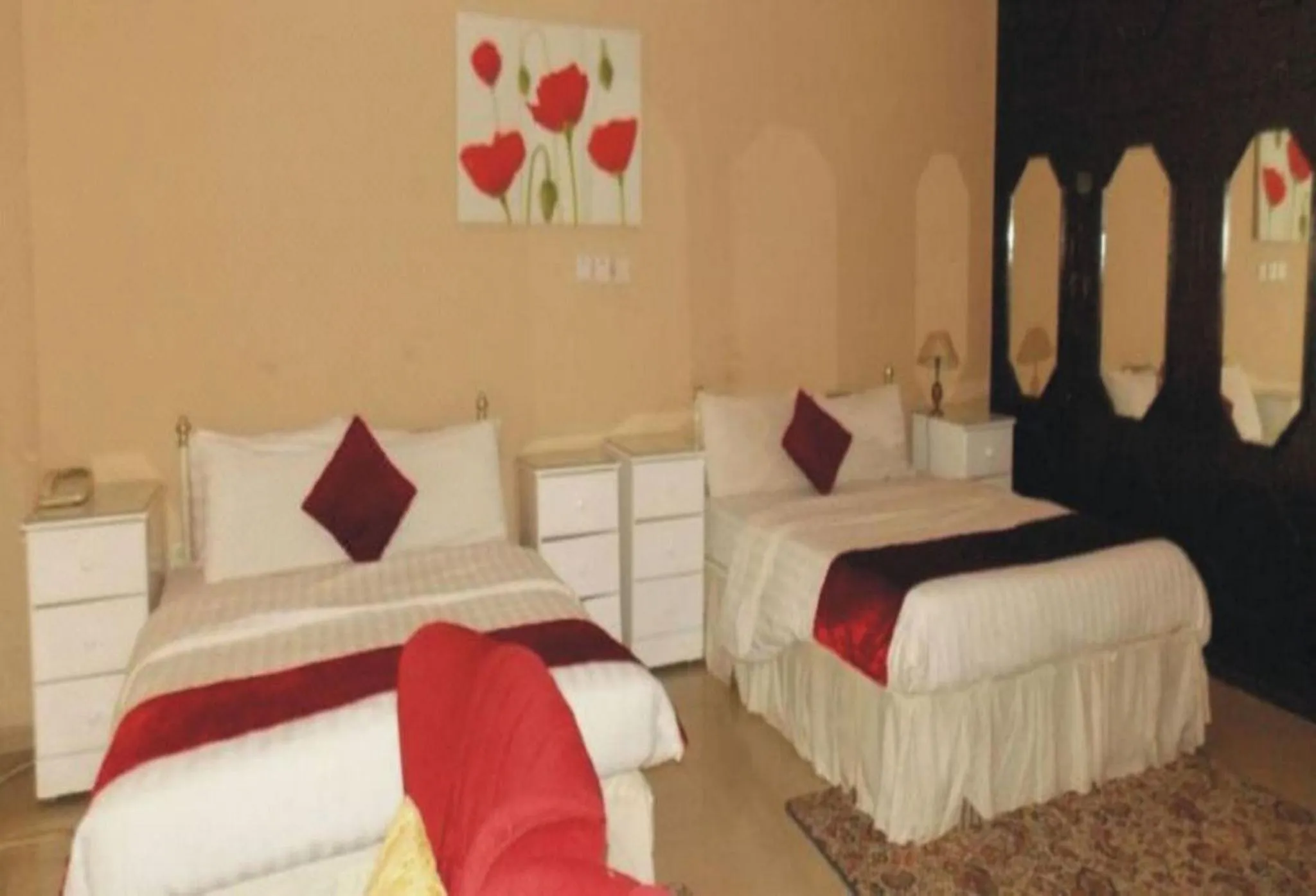 Bed in Room in Lodge - Ambassadors Hotel Ikoyi