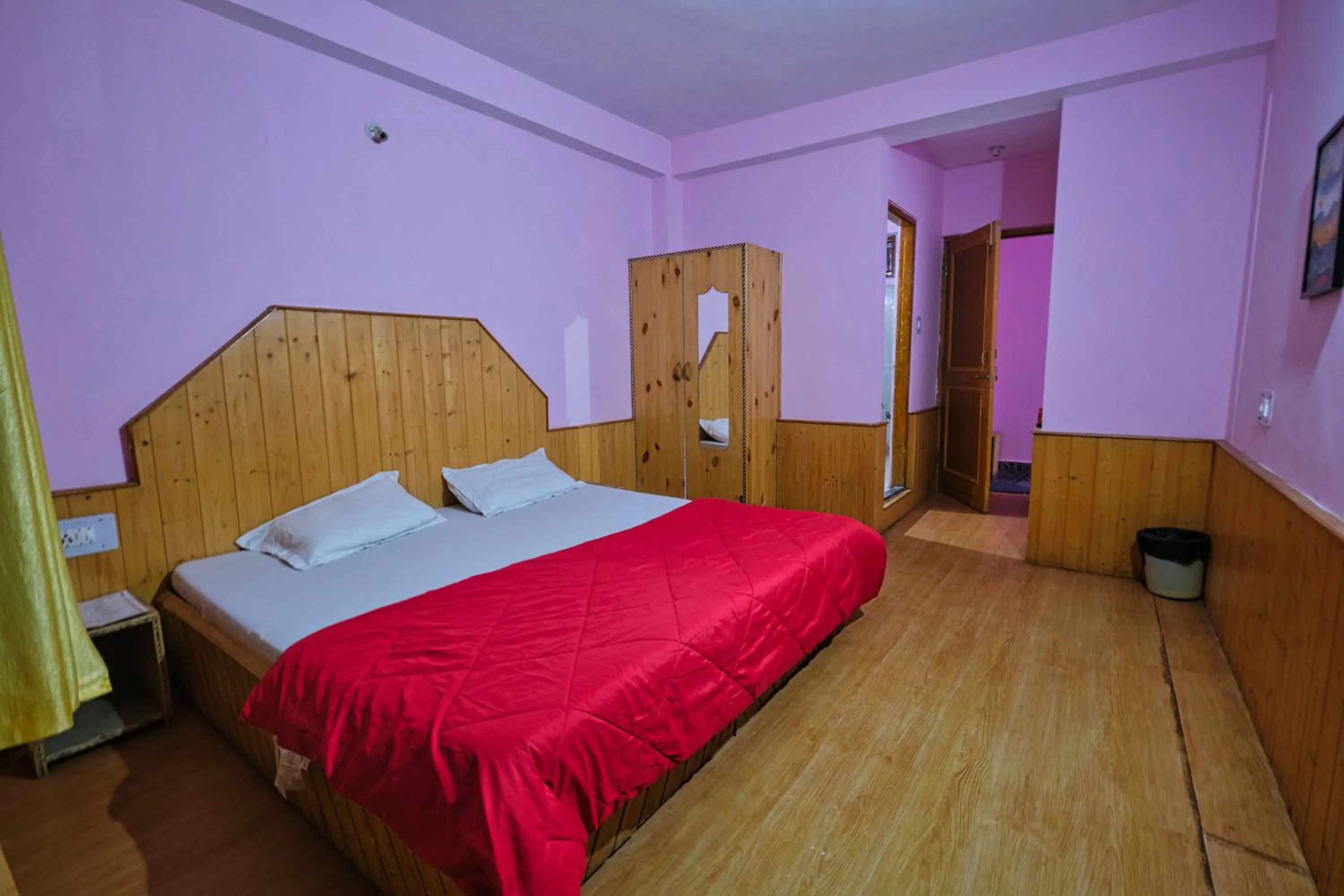 Bed in Voyageur Nest