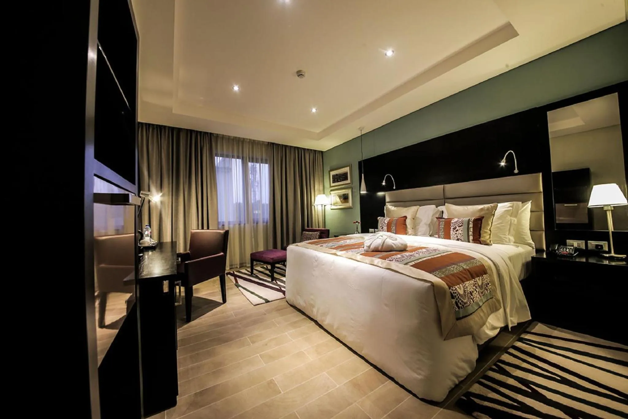 TV and multimedia, Bed in The Providence Hotel by Mantis