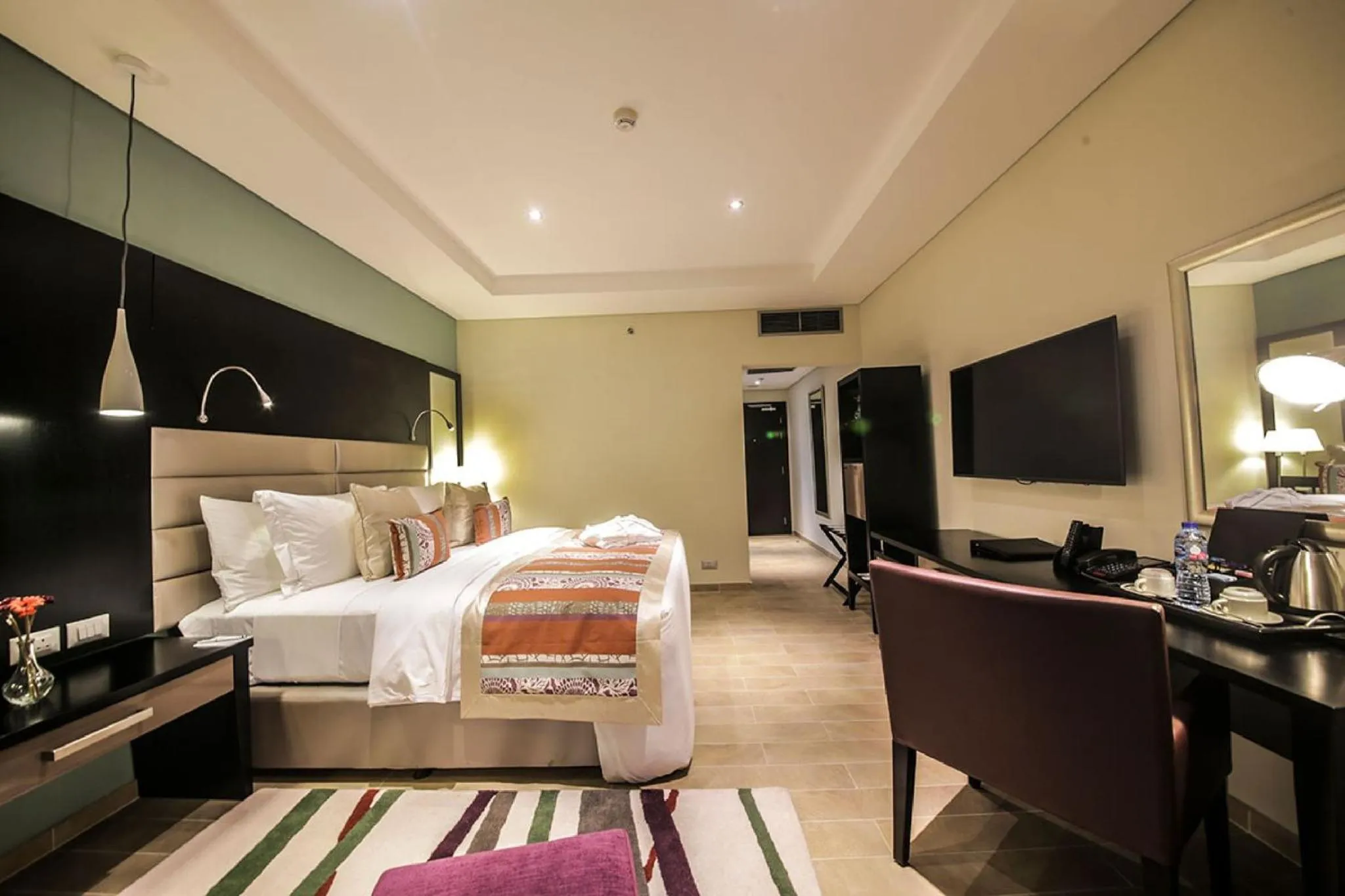 TV and multimedia, Bed in The Providence Hotel by Mantis