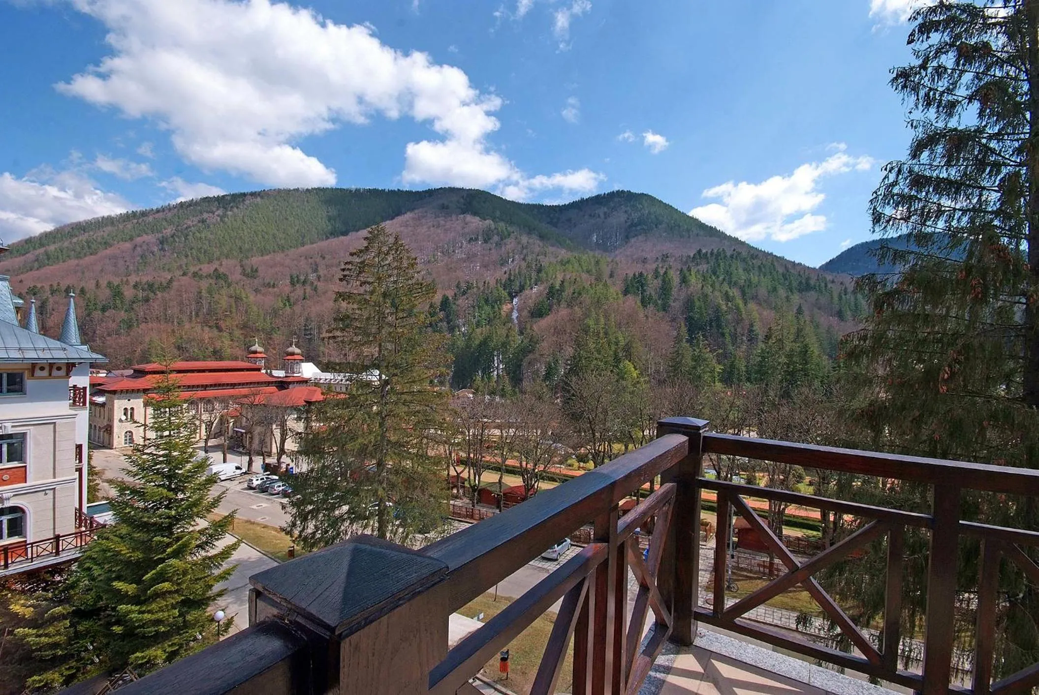 View (from property/room) in COMPLEX PANORAMIC