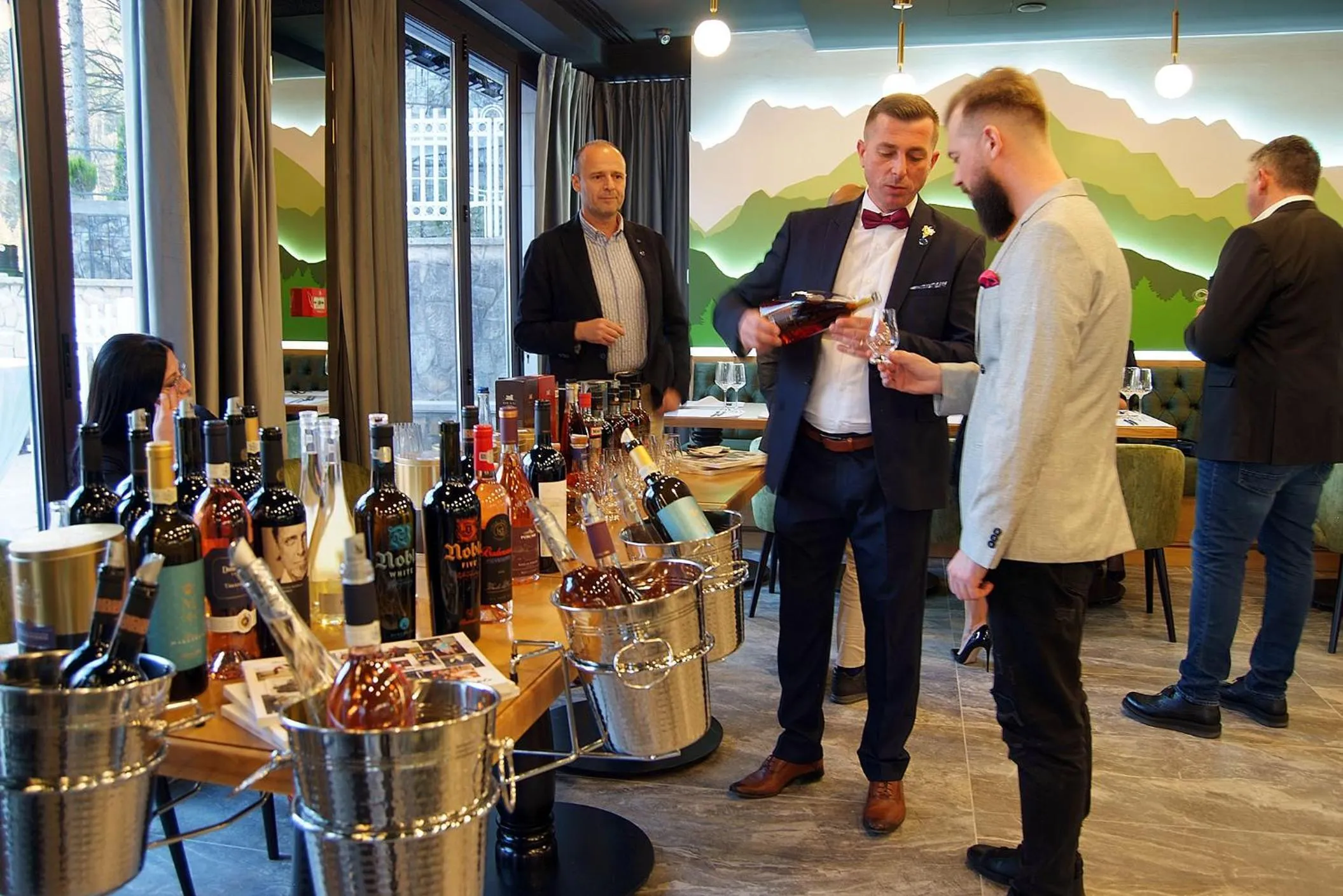 Food and drinks in COMPLEX PANORAMIC