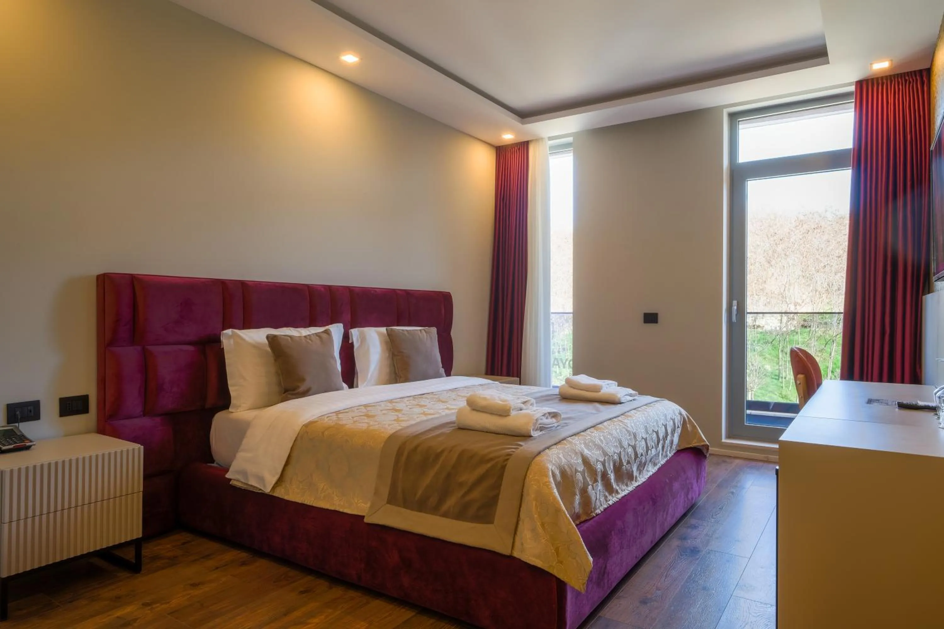 Bedroom, Bed in Royal East Resort