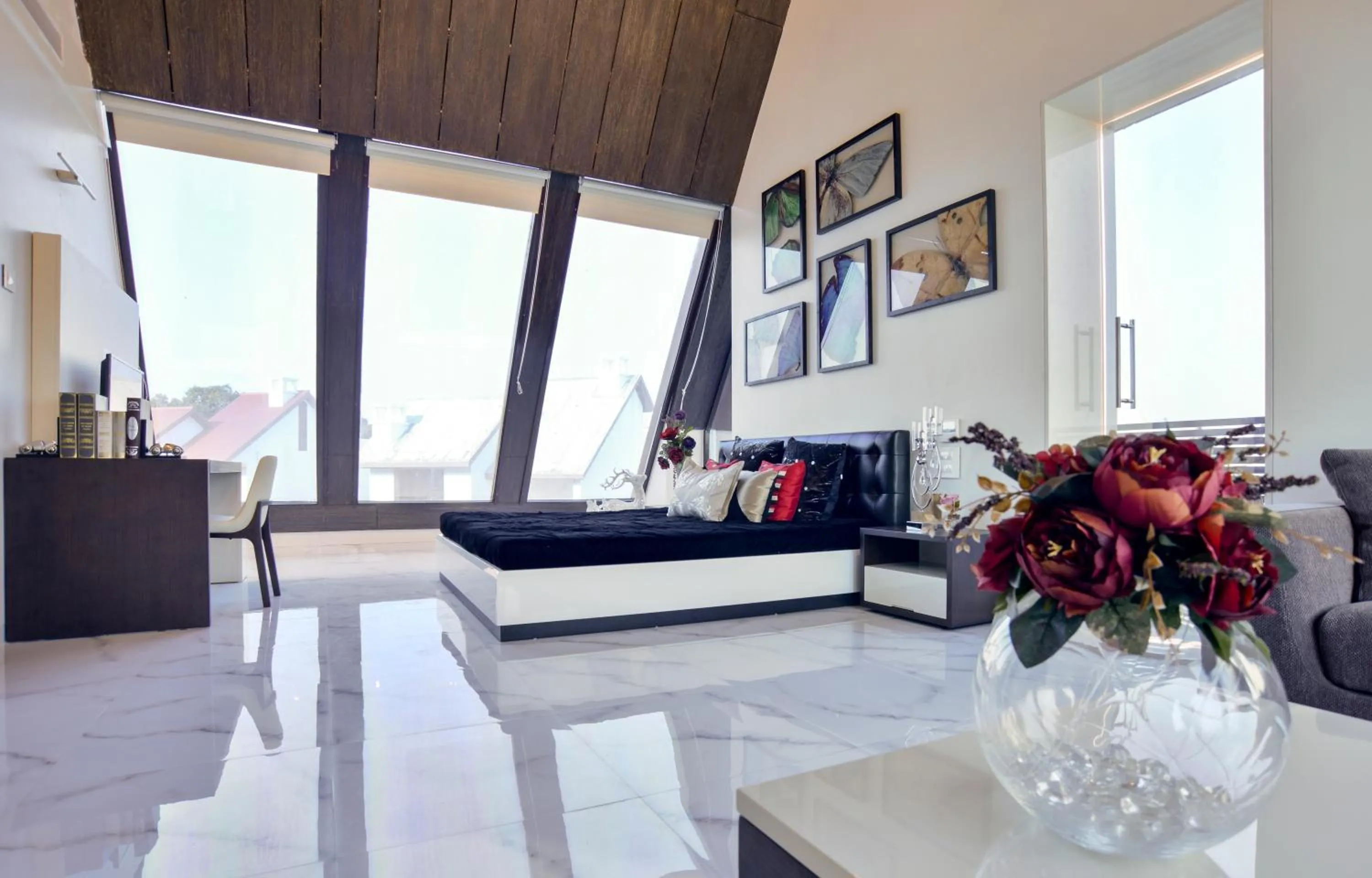 Bed in WOODS - Mangalyam Meadows