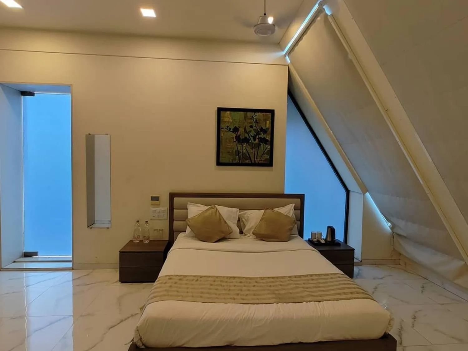 Bed in WOODS - Mangalyam Meadows