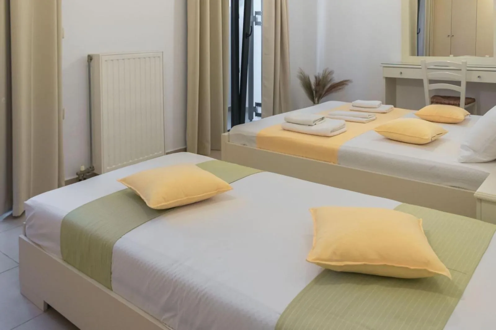 Bed in Myrthe Apartments