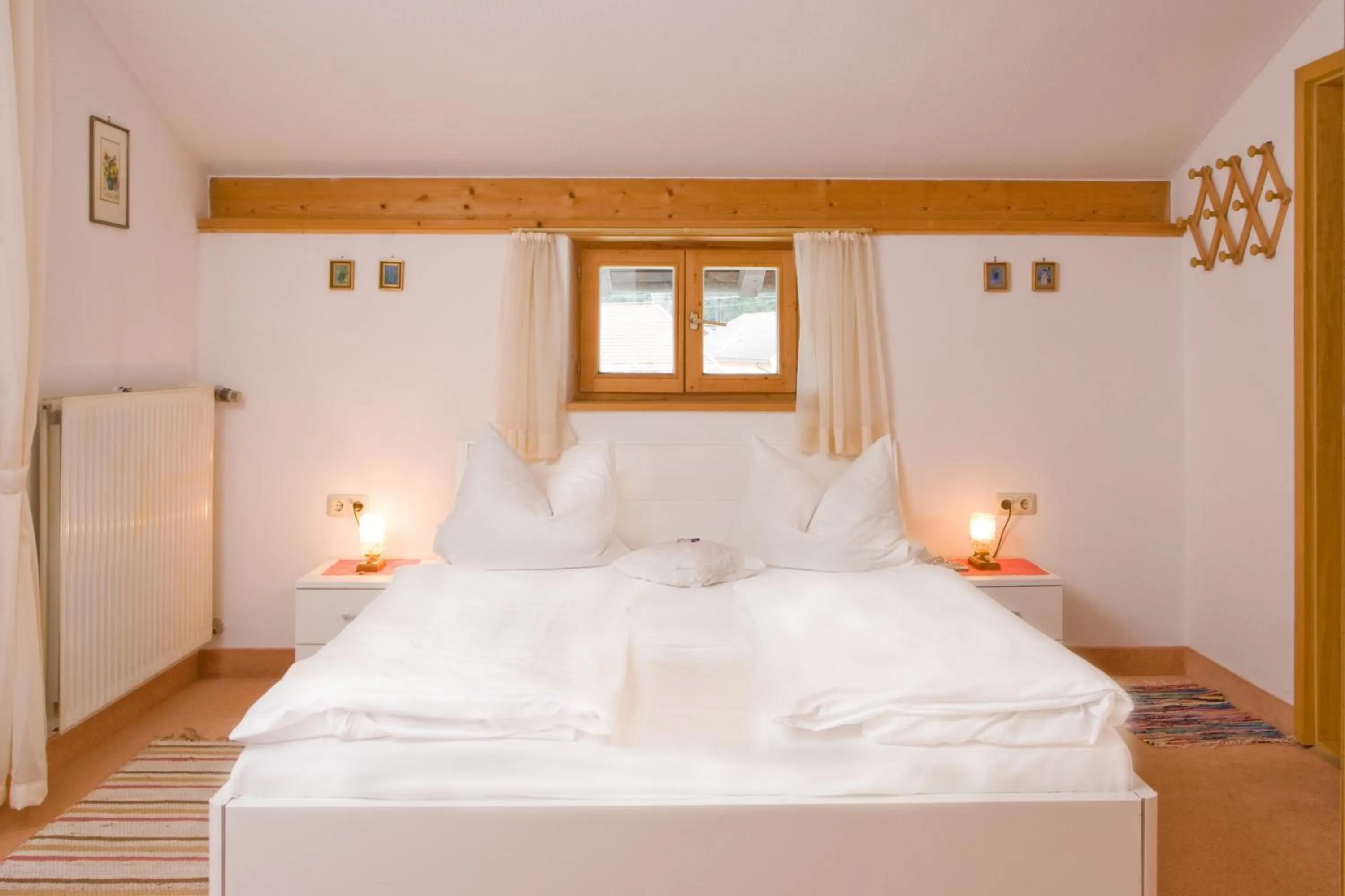 Bedroom, Bed in Gaestehaus Richter