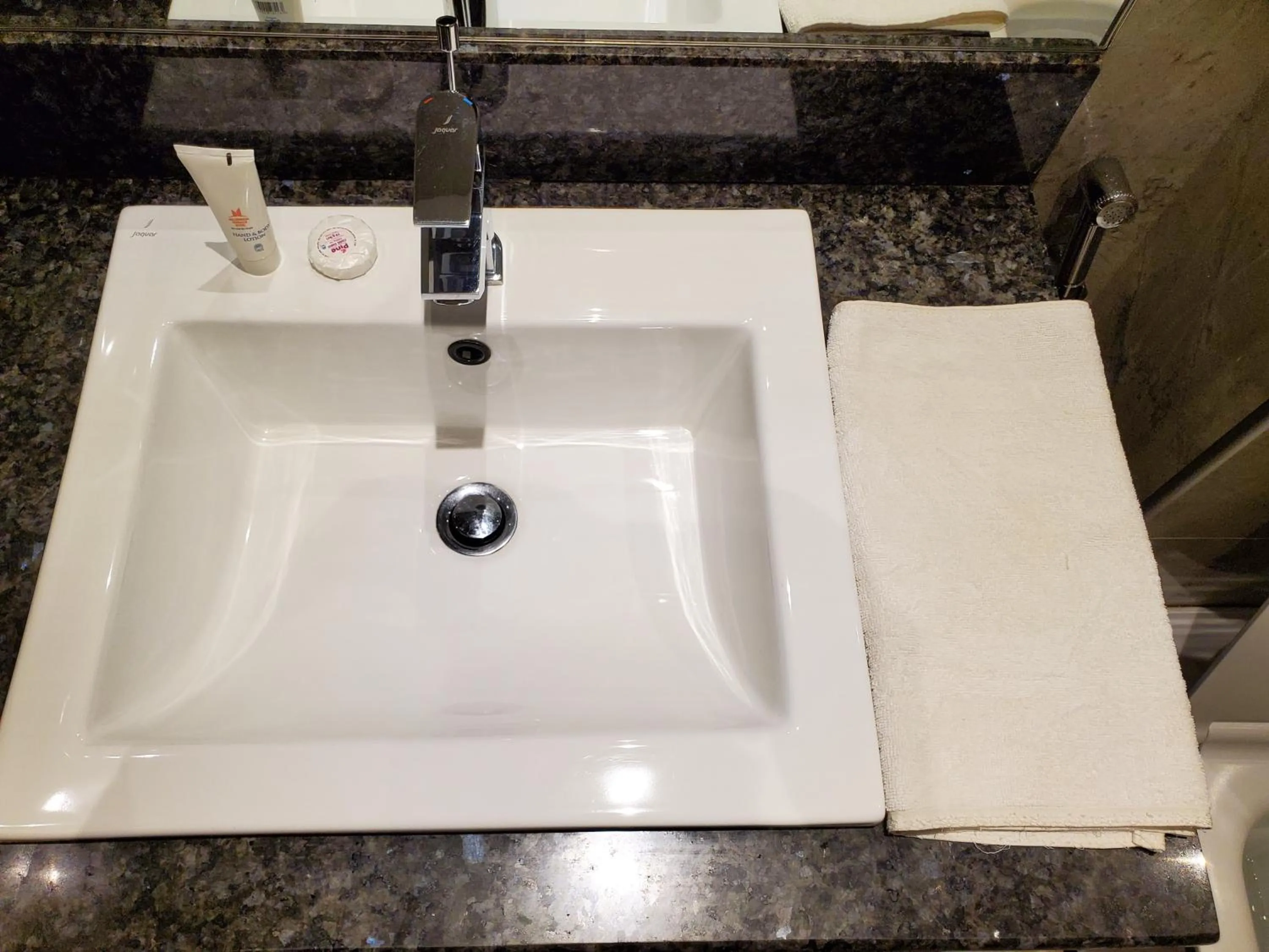 Bathroom in Millennium Terrace Hotel