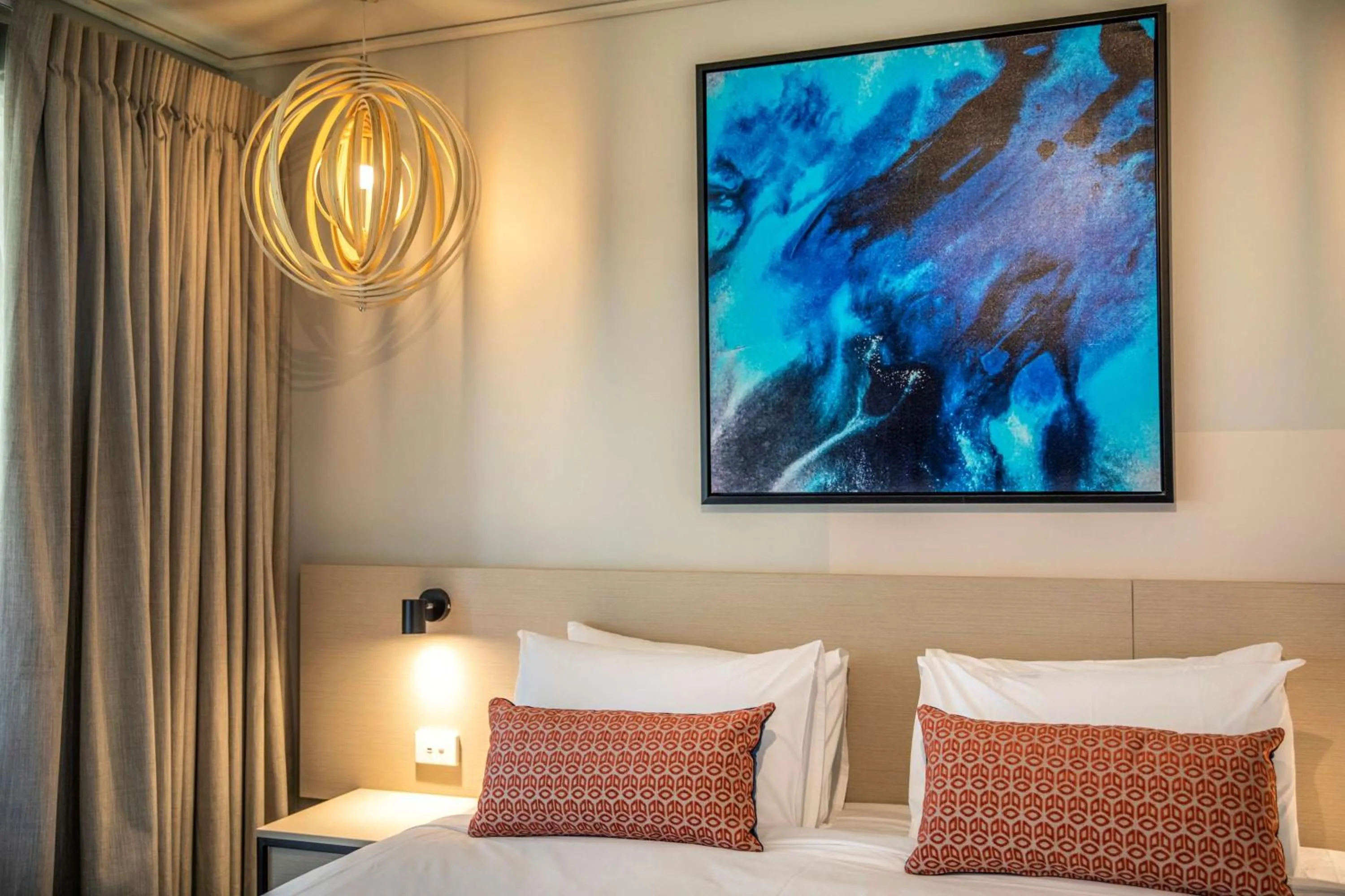 Bedroom, Bed in Nightcap at Gateway Hotel