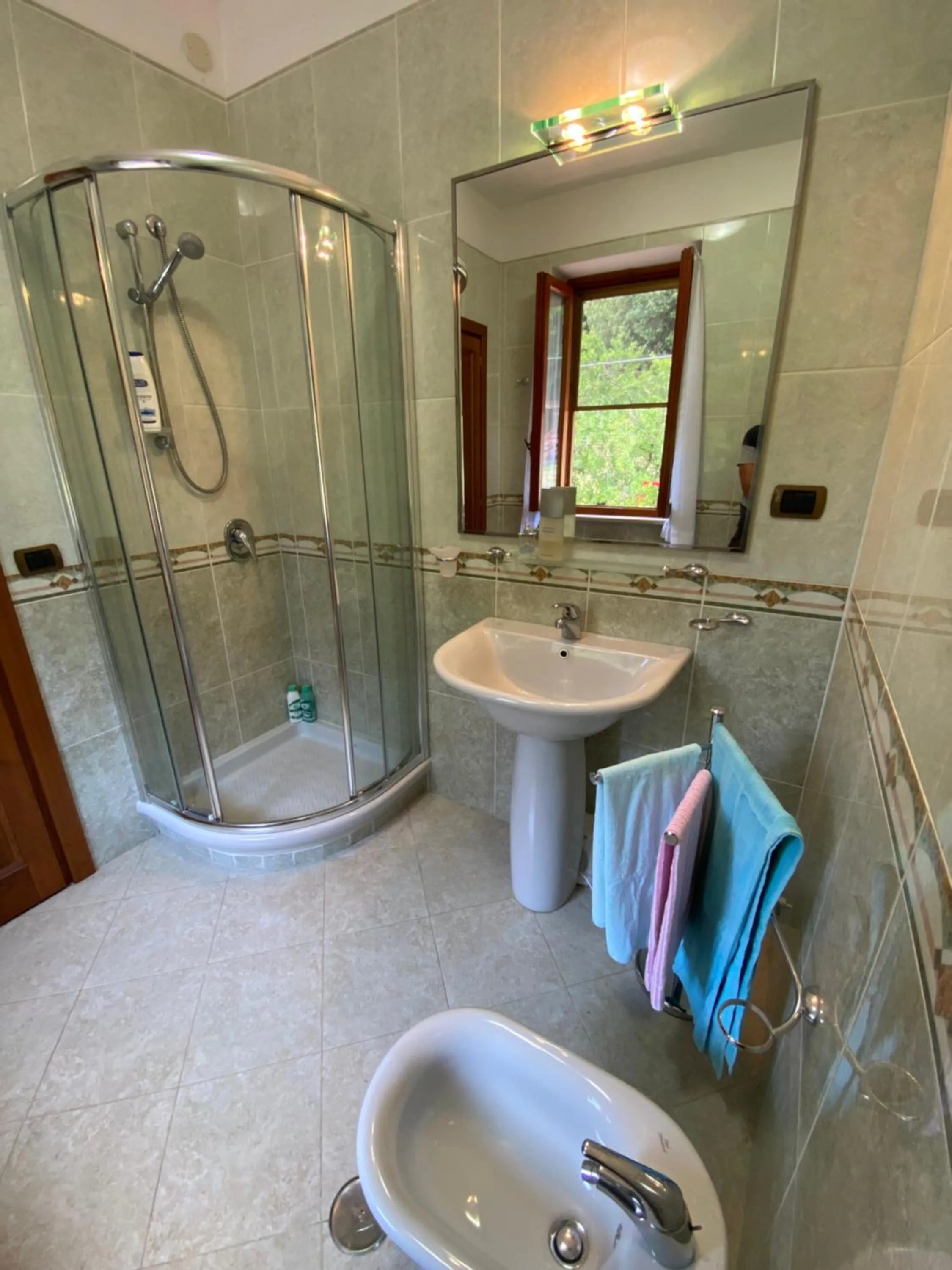 Shower in B&B Rox e Claudia