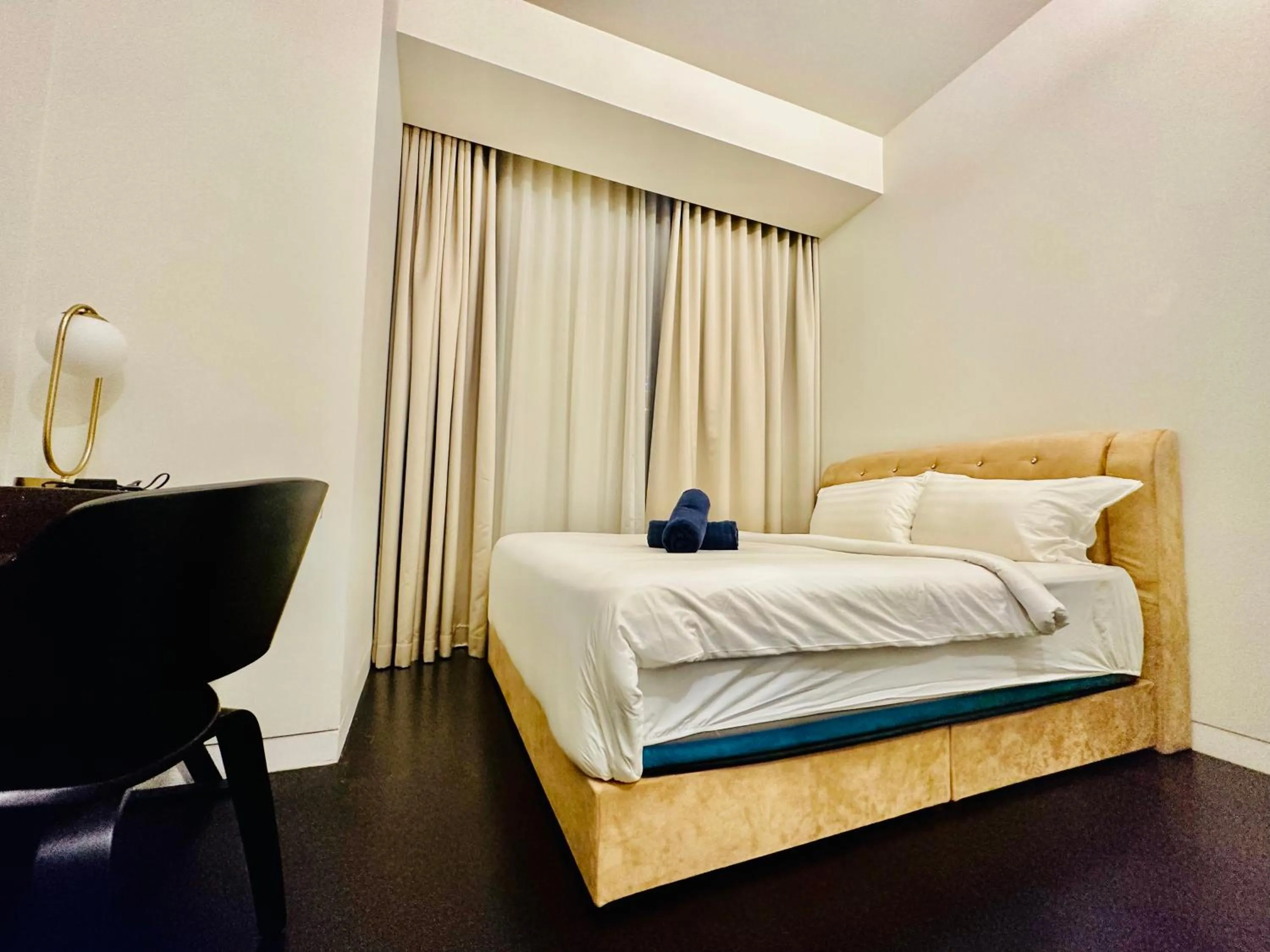 Bed in Tropicana The Residence By Klcc