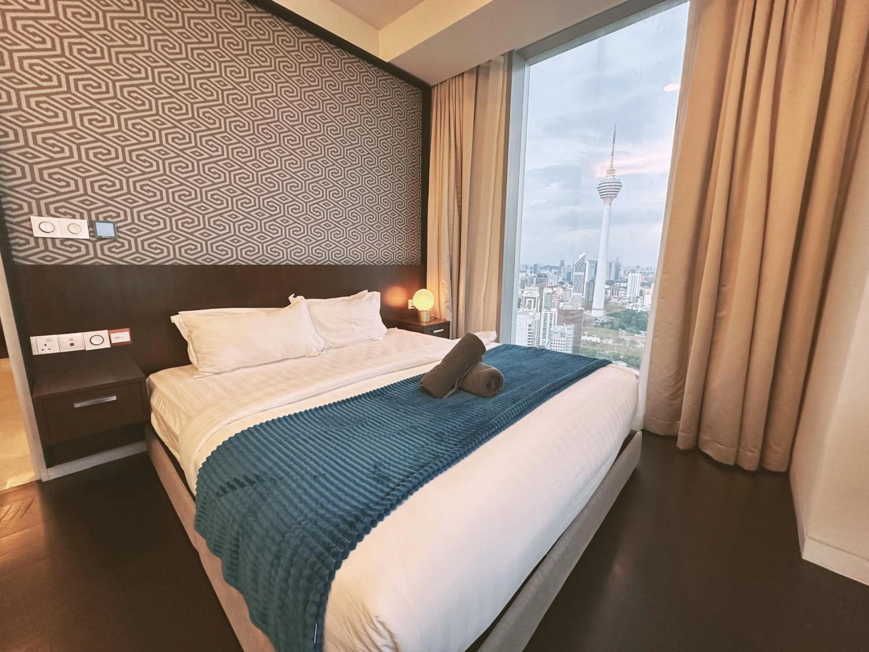 Bed in Tropicana The Residence By Klcc