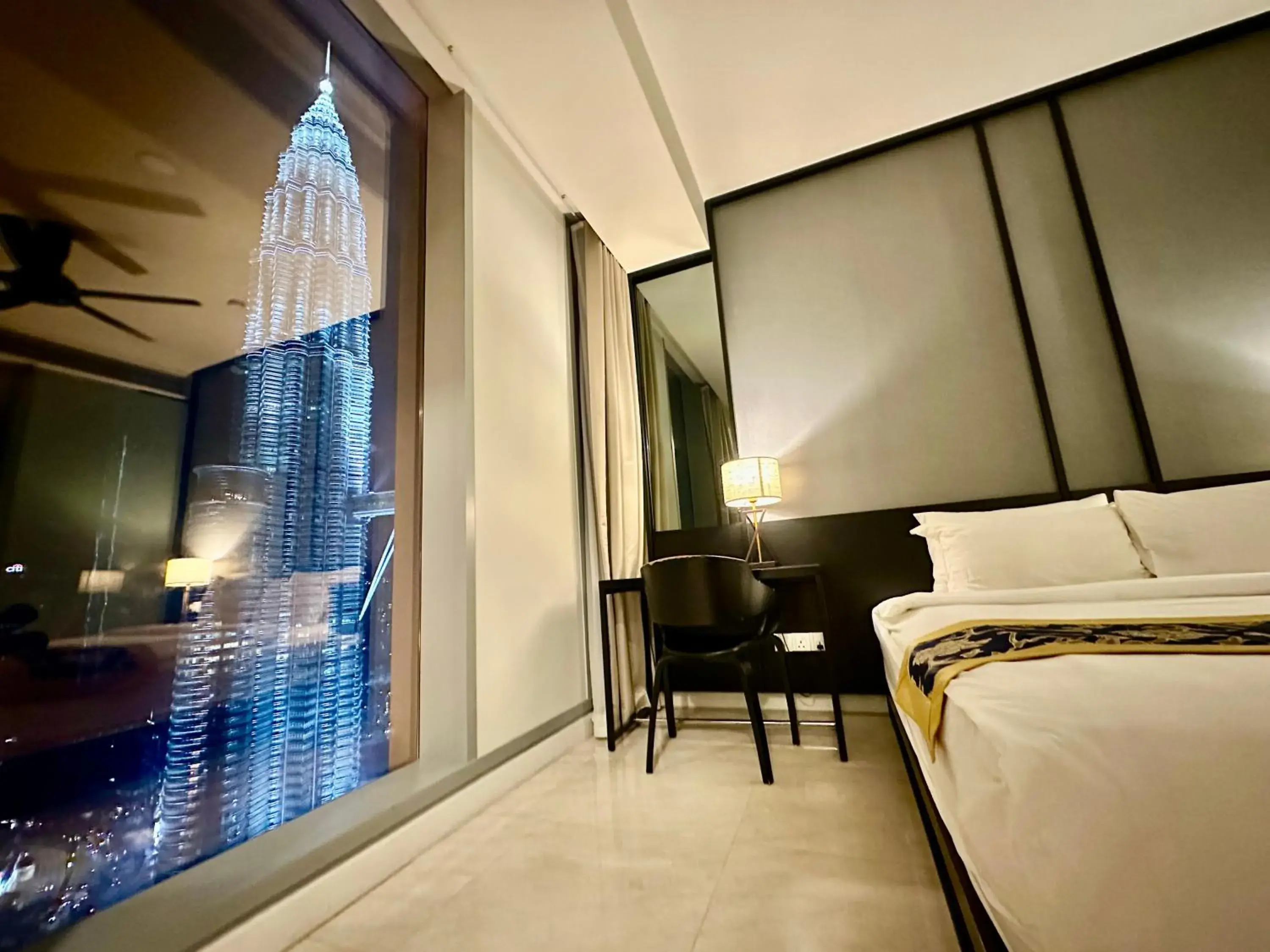 1 Bedroom Deluxe Suite Twin Tower KLCC View in Tropicana The Residence By Klcc 1 Bedroom Deluxe Suite Twin Tower KLCC View in Tropicana The Residence By Klcc