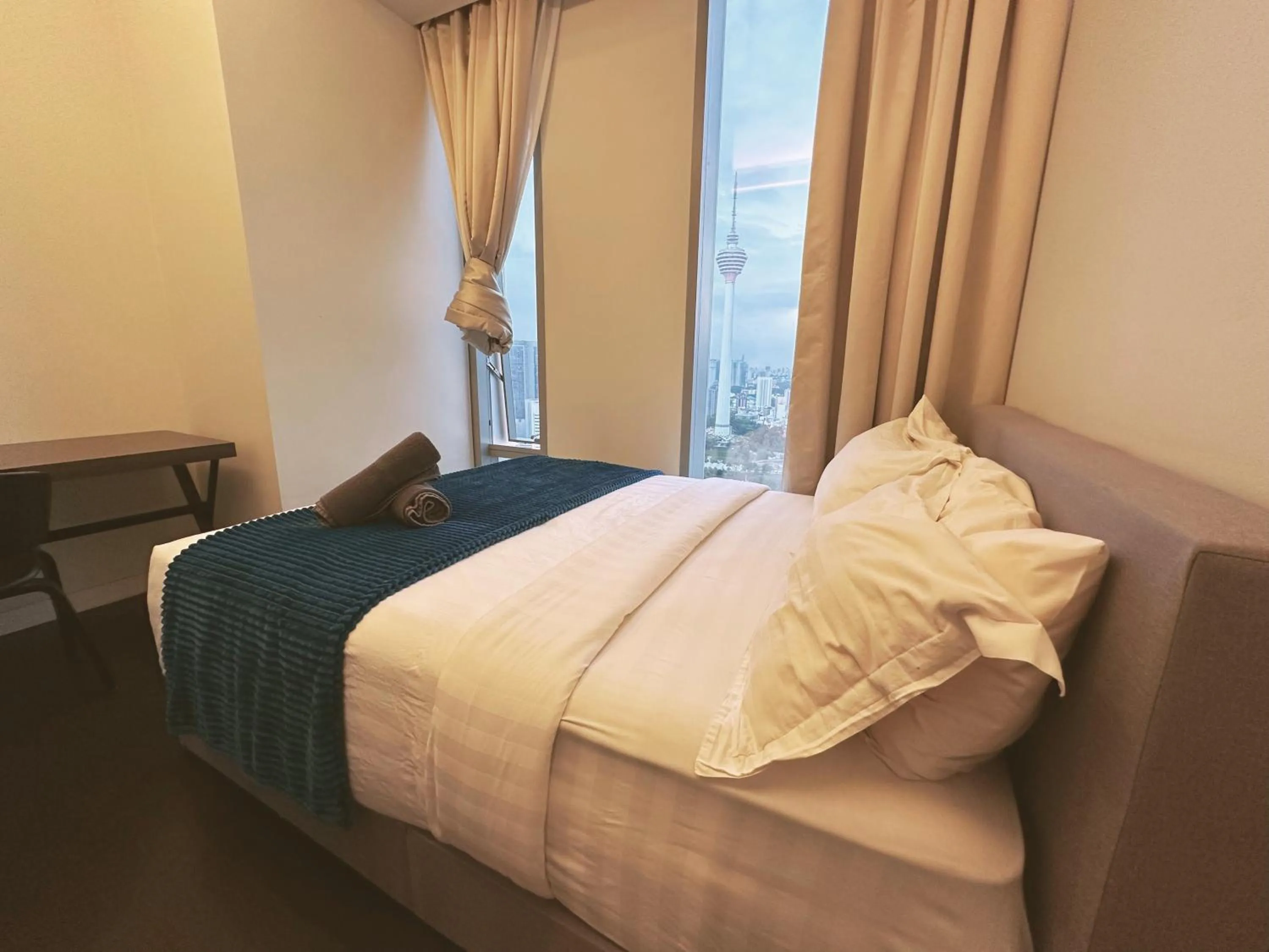 Bed in Tropicana The Residence By Klcc