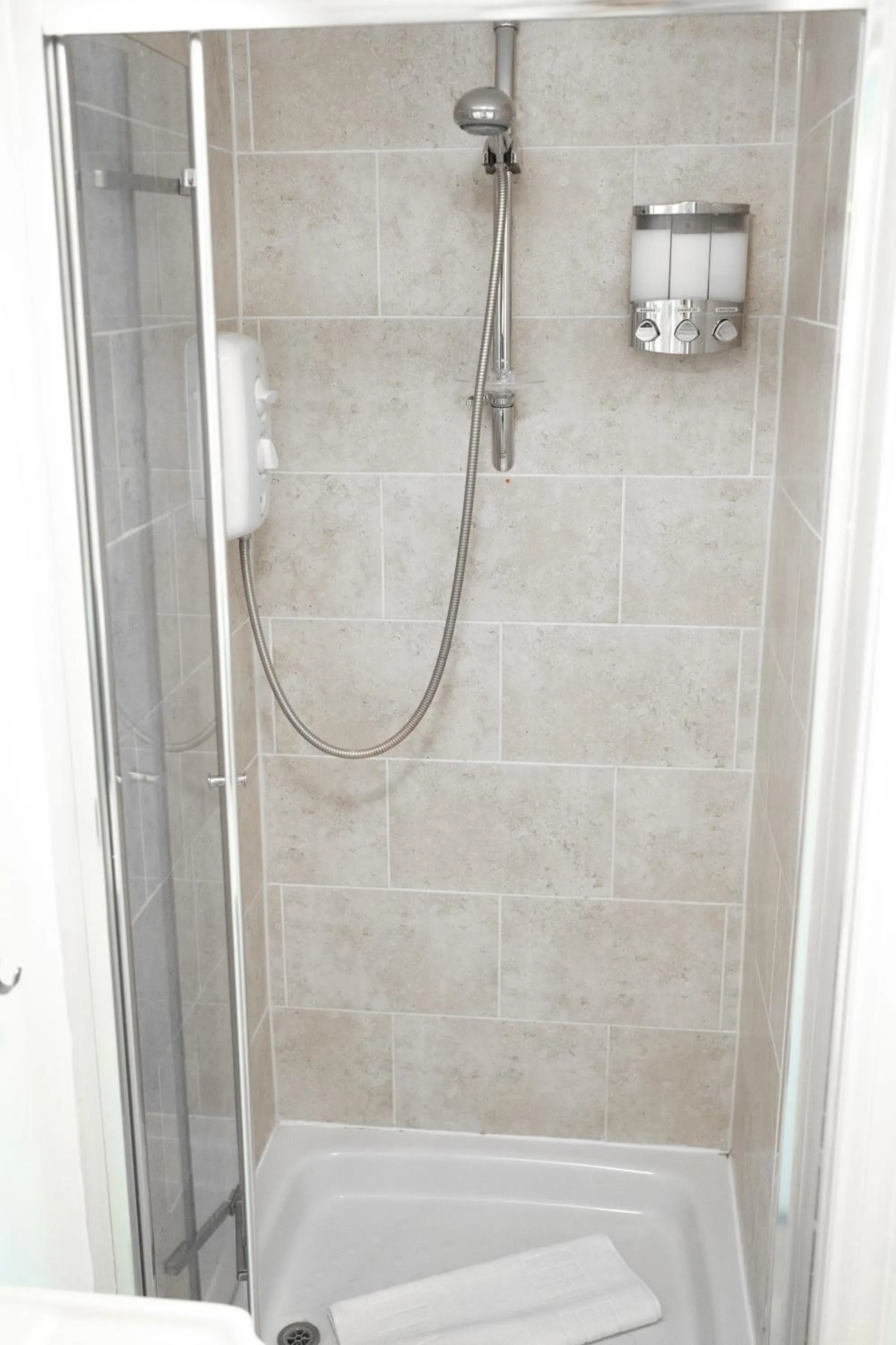 Shower in Saltwater Guest House