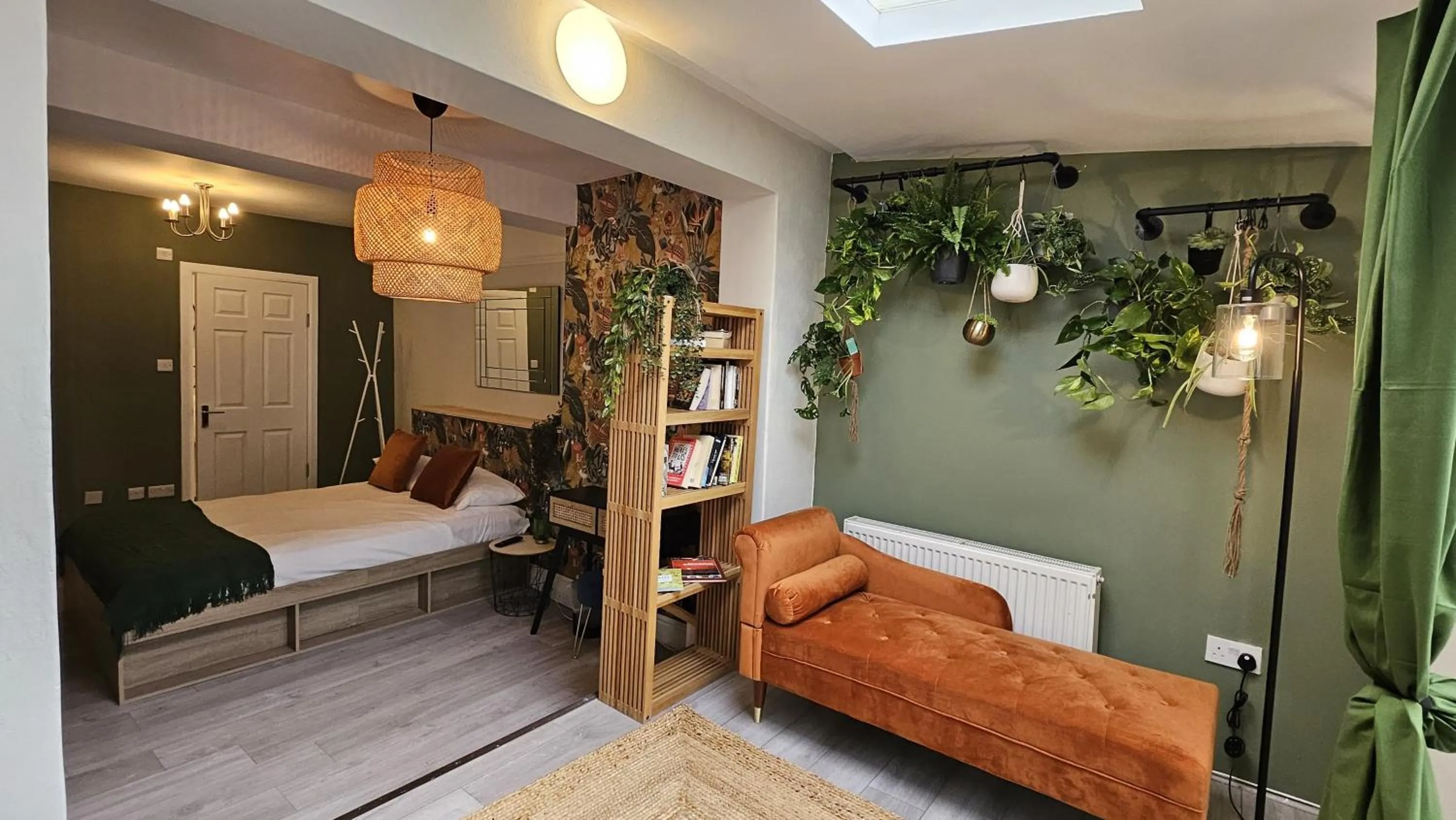 Photo of the whole room in Saltwater Guest House