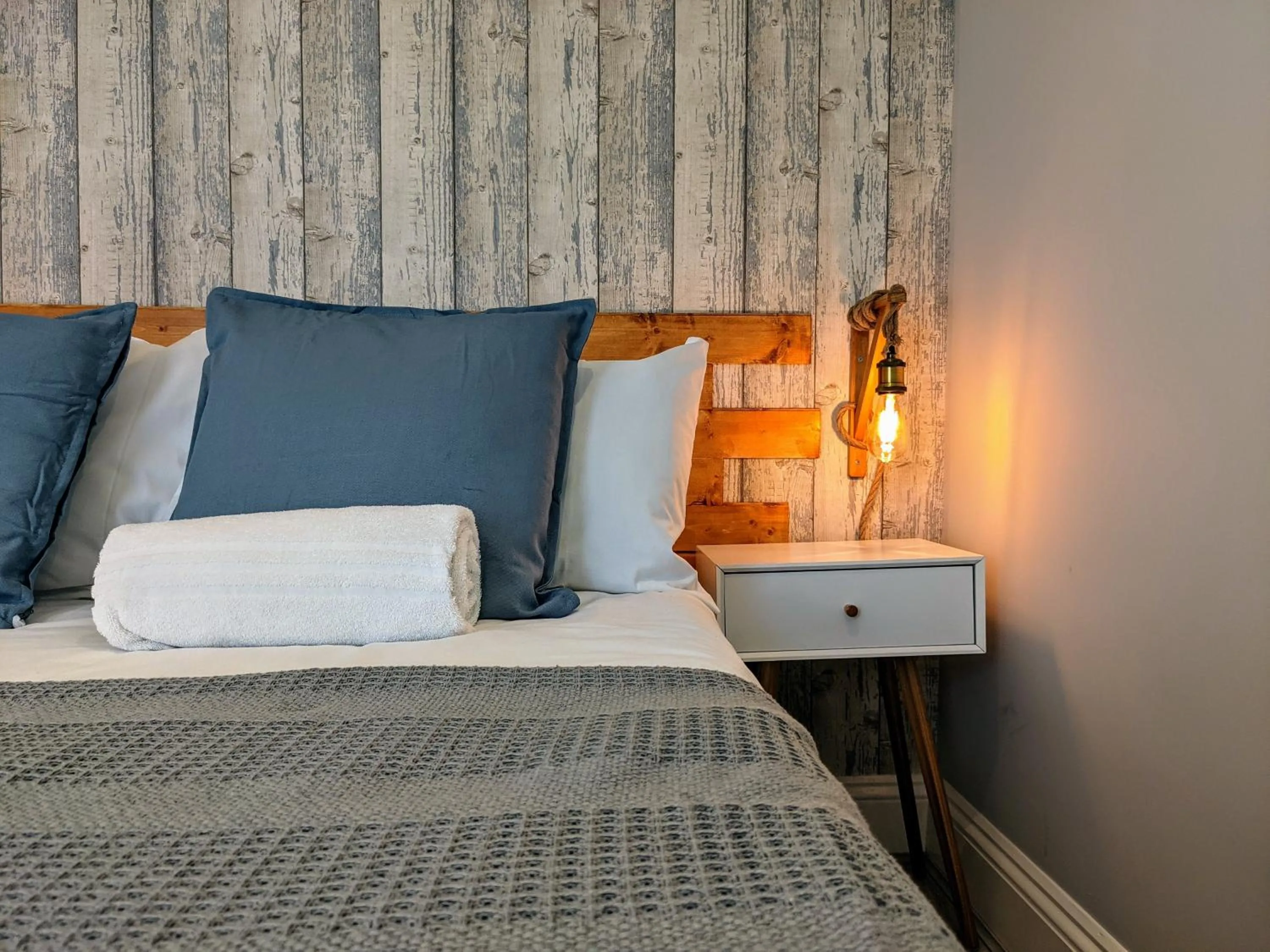 Bed in Saltwater Guest House