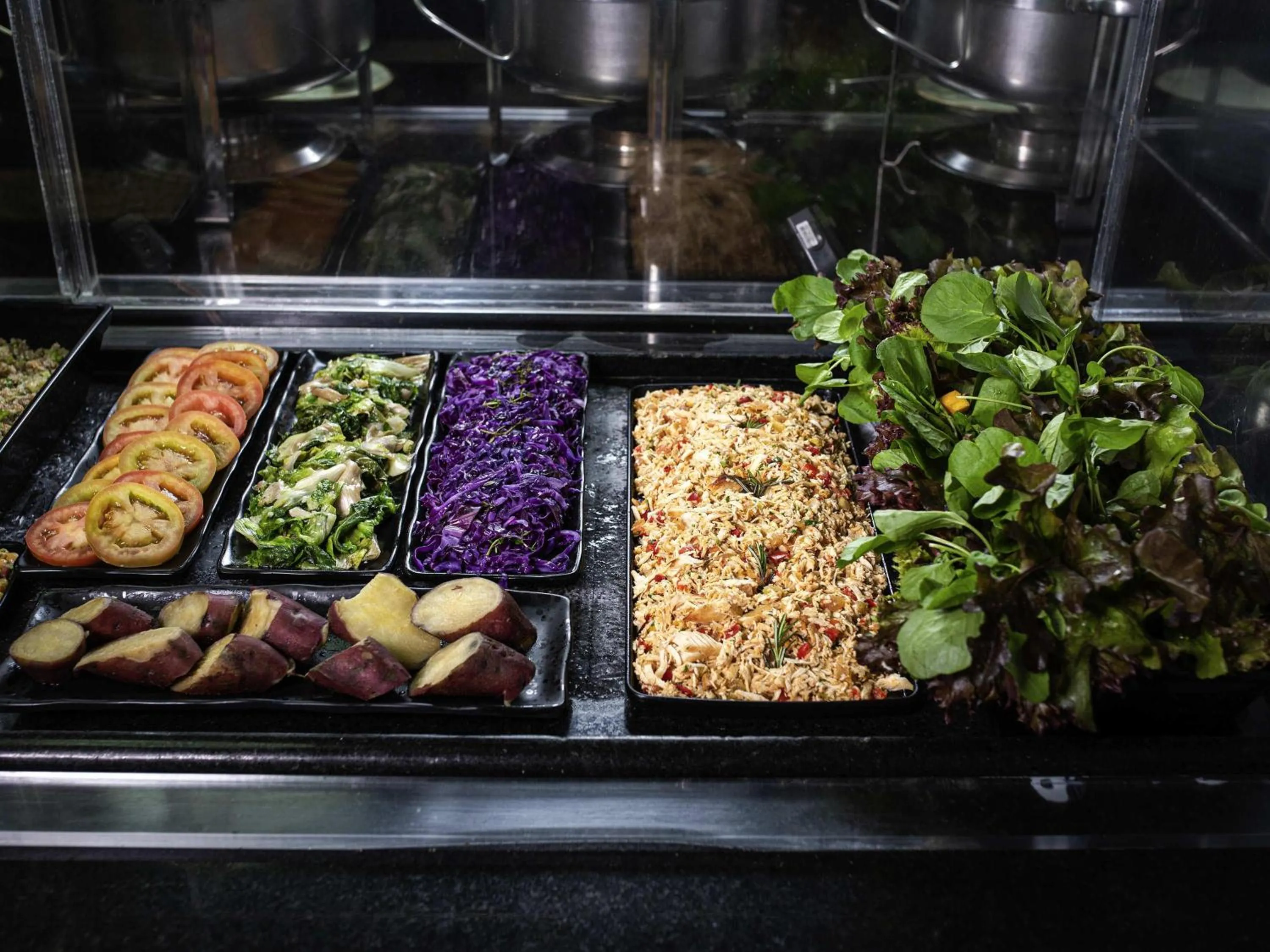 Restaurant/places to eat in ibis Betim