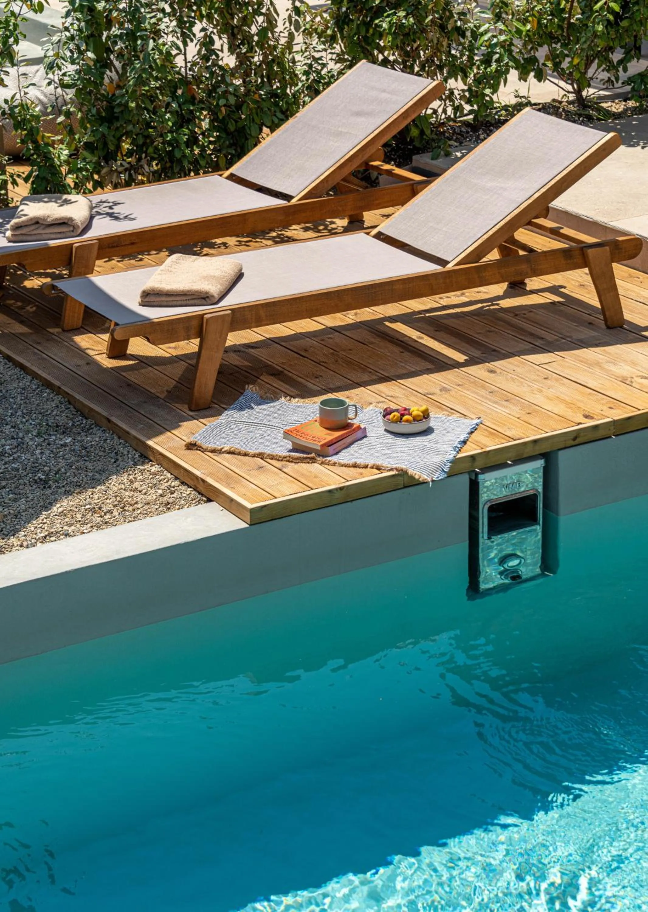 Swimming pool in Etheres