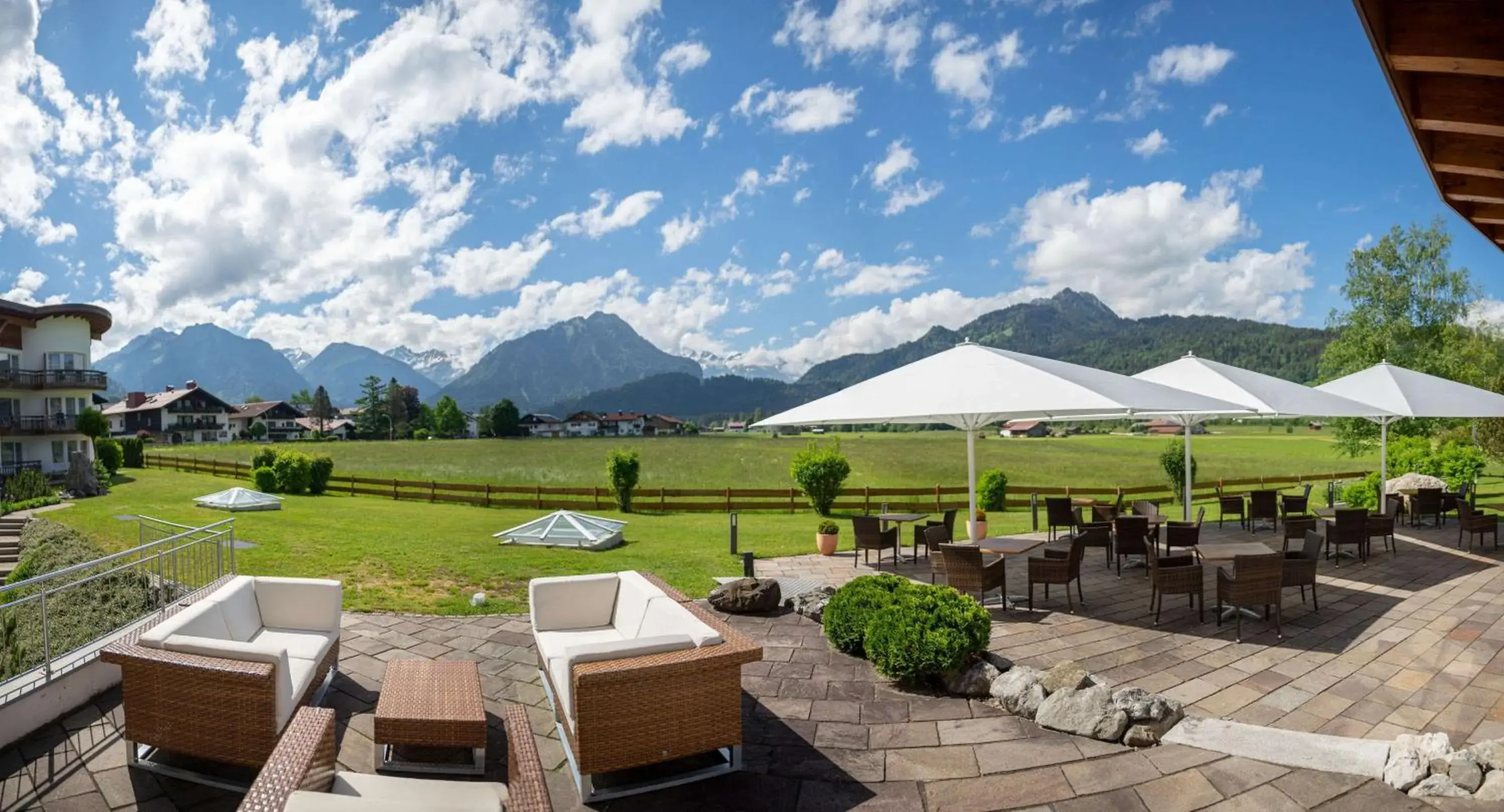 Property building in Alpenhof Oberstdorf Hotel & SPA, Signature Collection by BW Property building in Alpenhof Oberstdorf Hotel & SPA, Signature Collection by BW