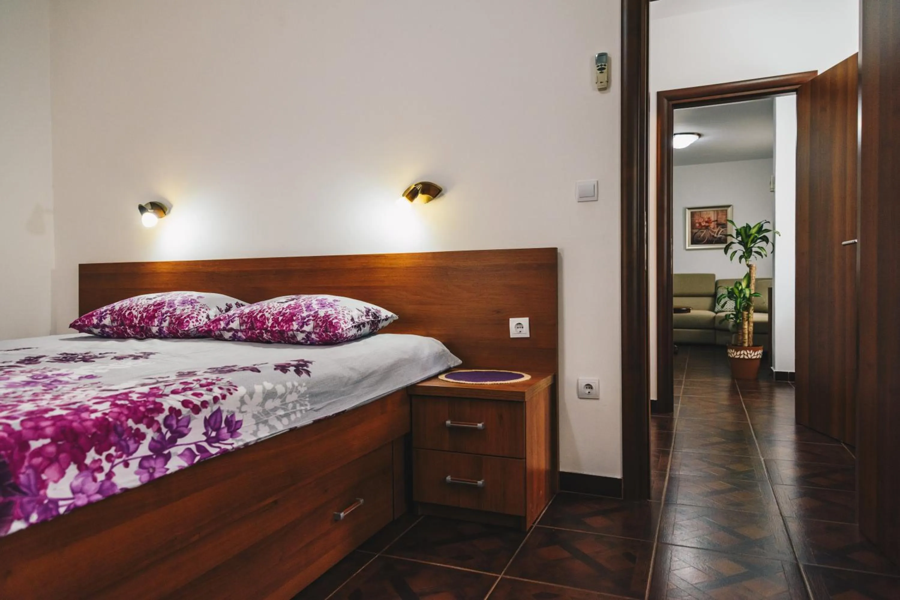 Bedroom, Bed in El Mar Apartments