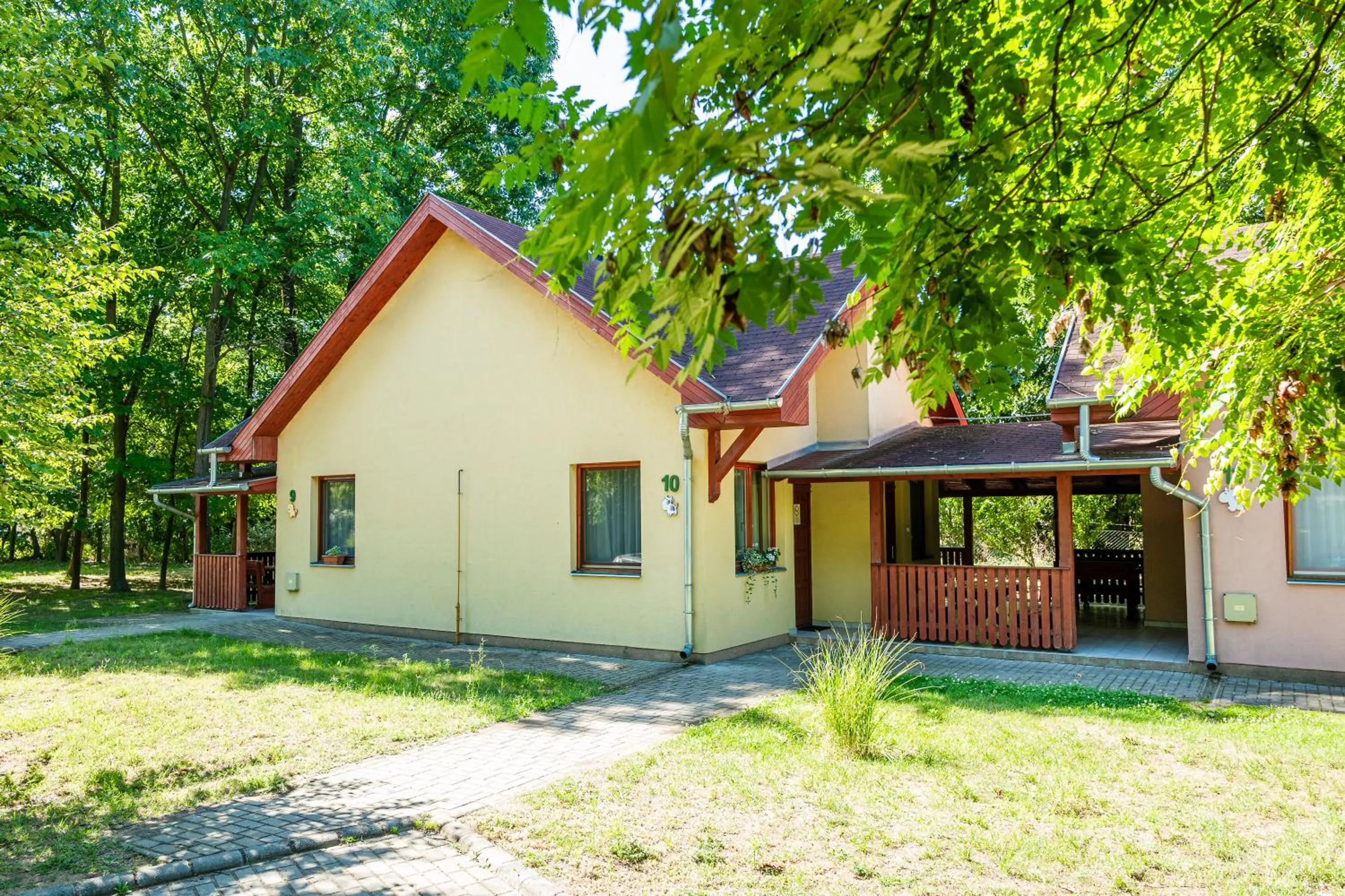 One-Bedroom Apartment - With Entrance Ticket in Sárkány Apartman és Kemping