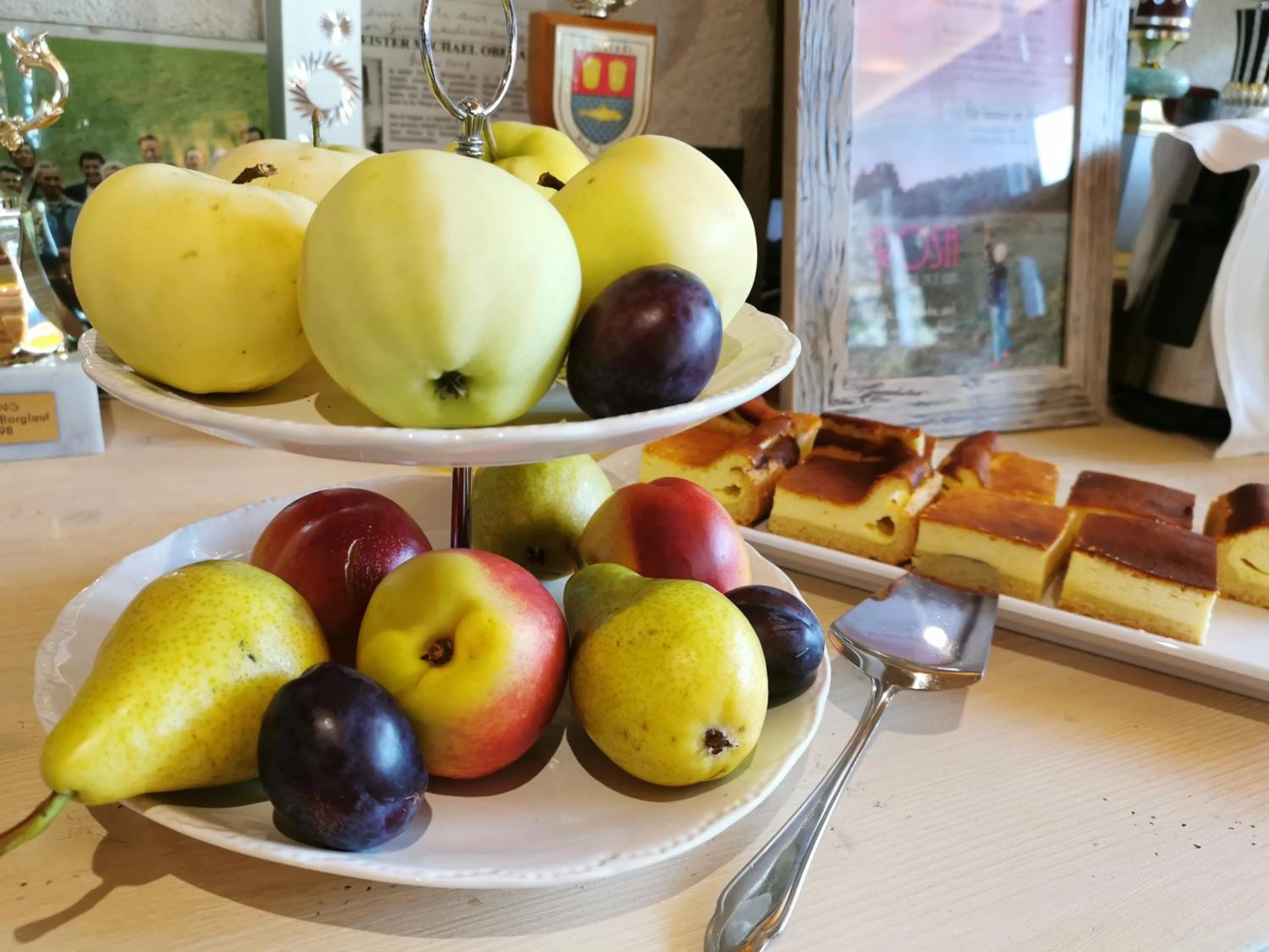 Buffet breakfast in Hotelpension Oberauer Wagrain