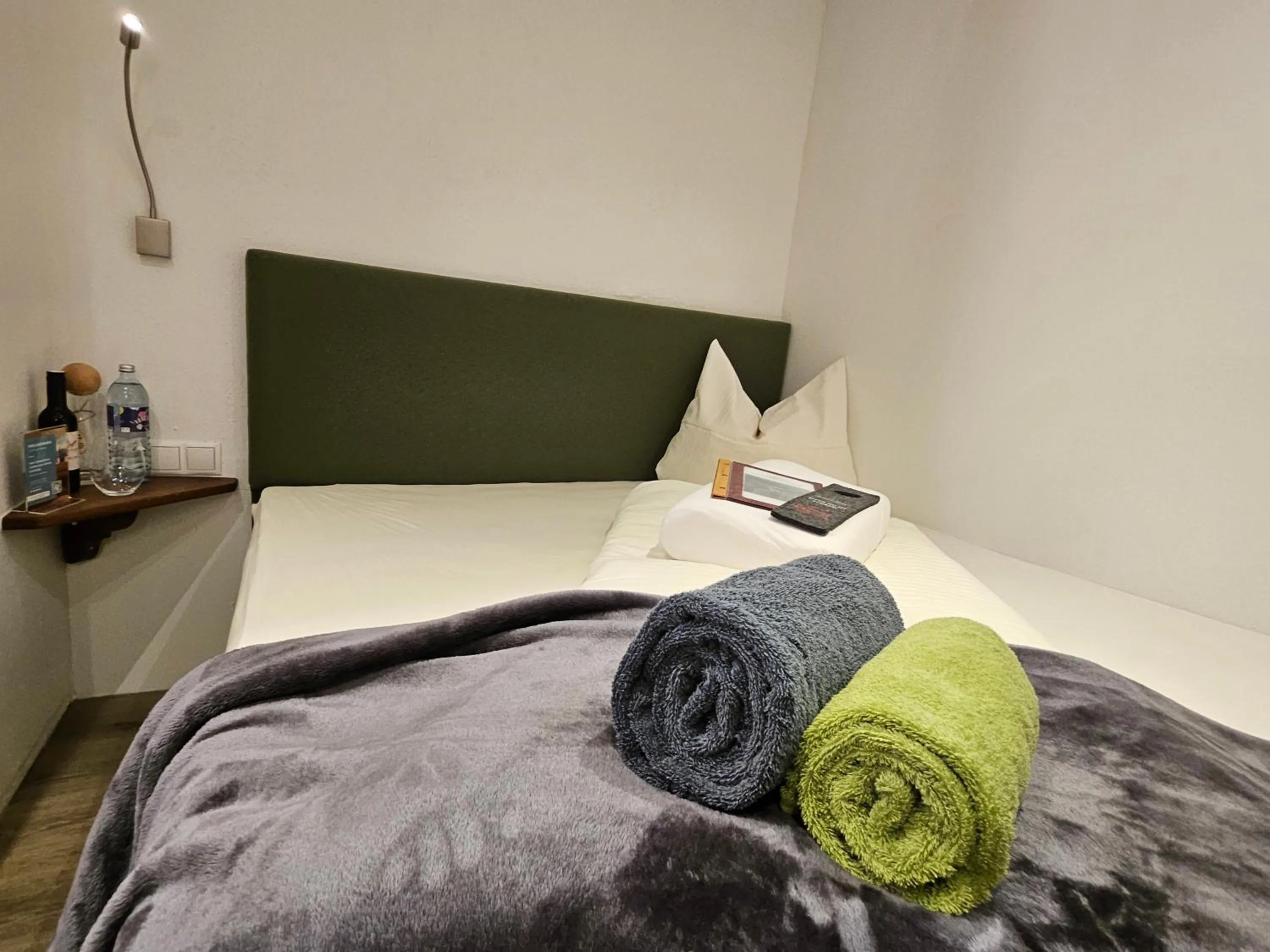 Bedroom, Bed in Hotelpension Oberauer Wagrain