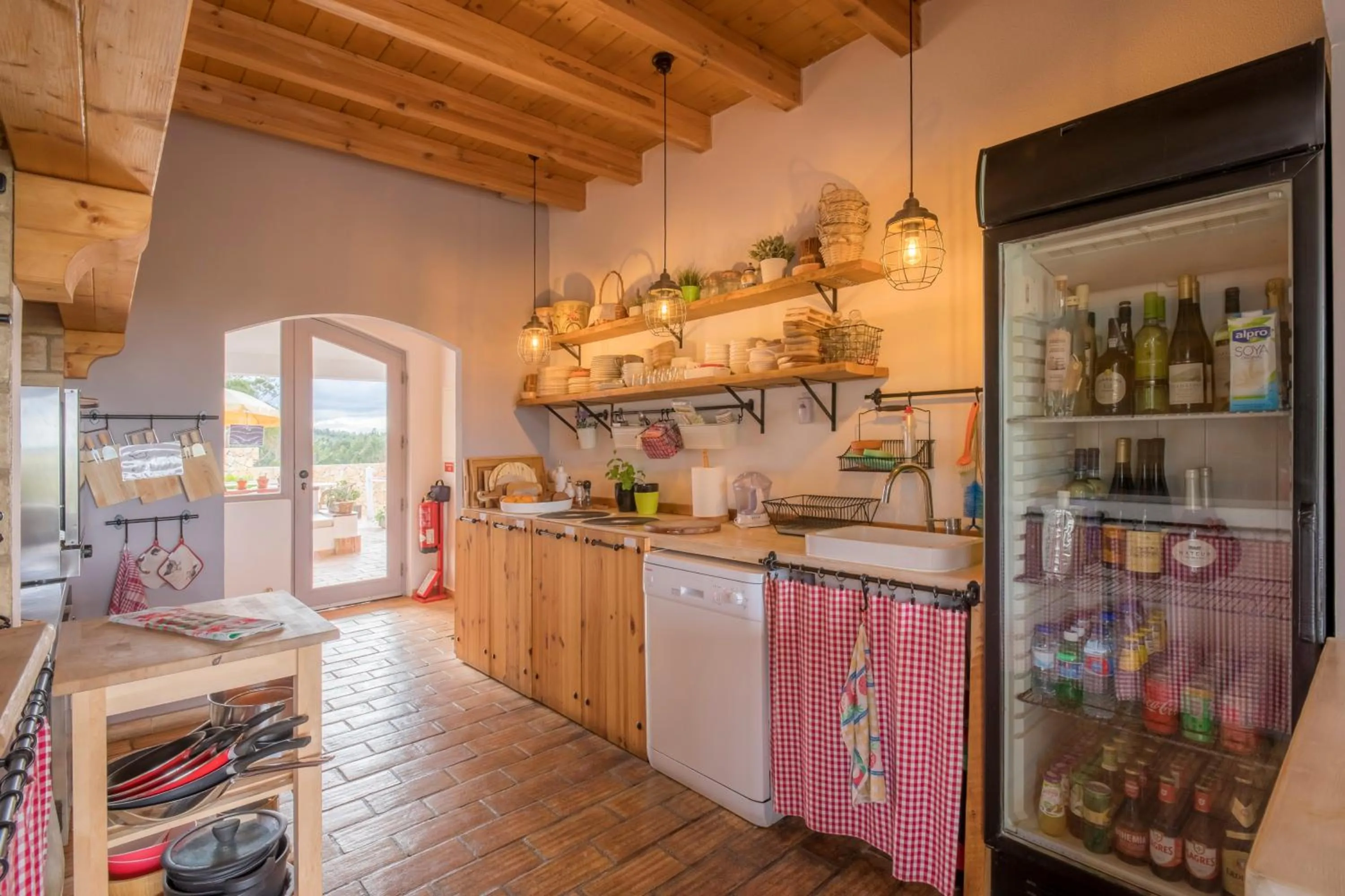 Communal kitchen in Herdade Quinta Natura Turismo Rural