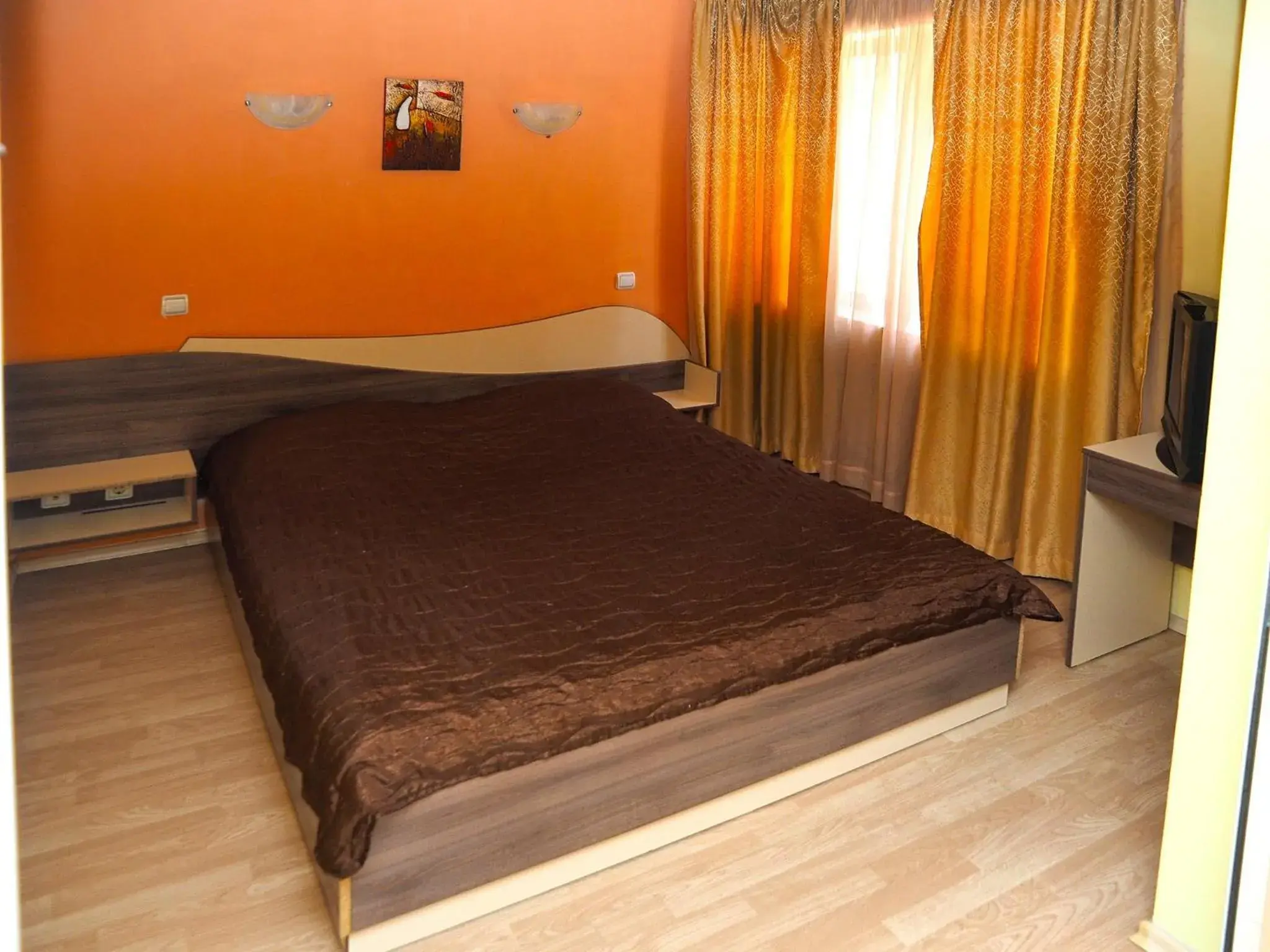 Standard King Room - single occupancy in Eos Hotel Standard King Room - single occupancy in Eos Hotel
