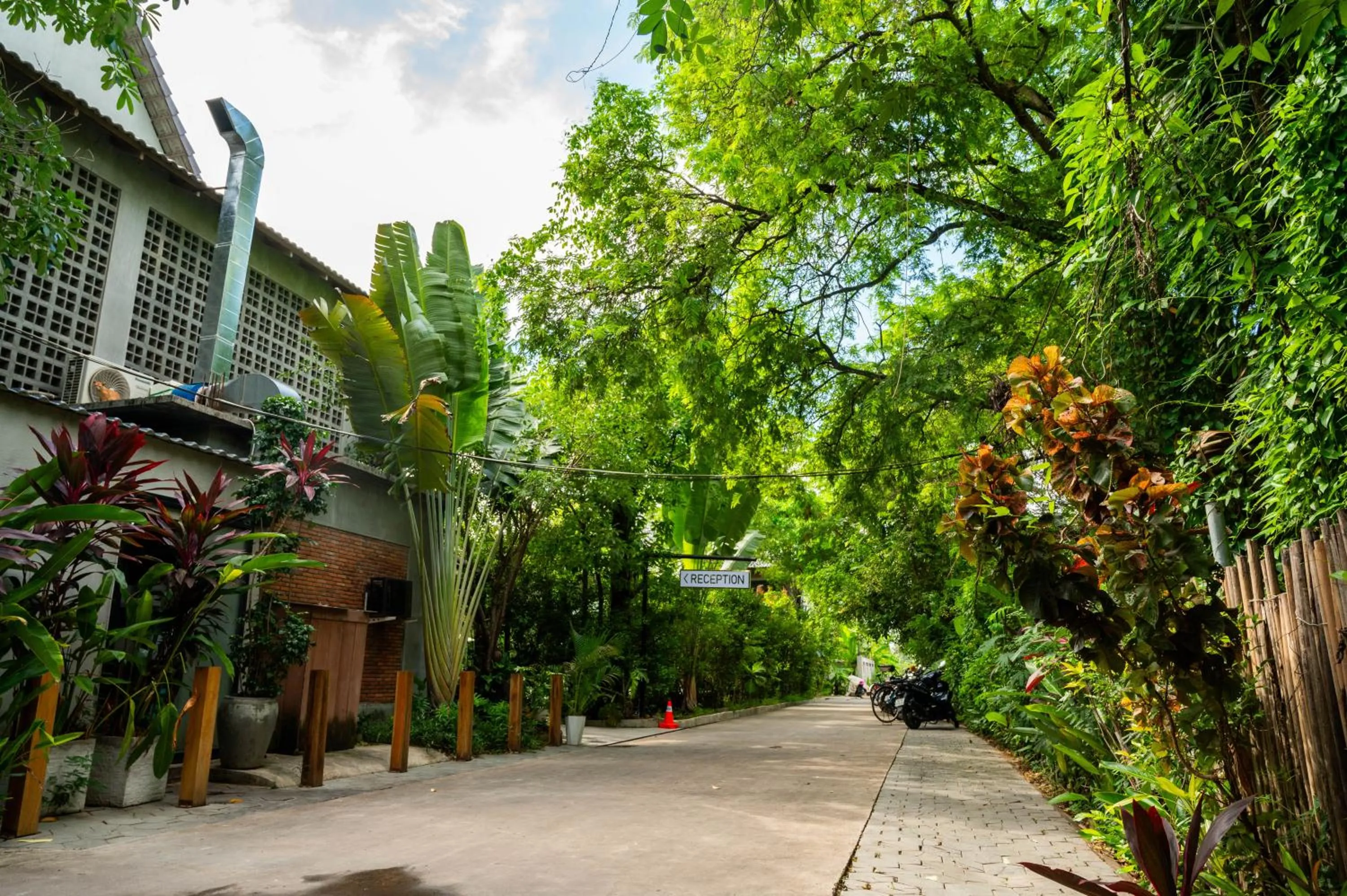 Facade/entrance in Kampot Sweet Boutique