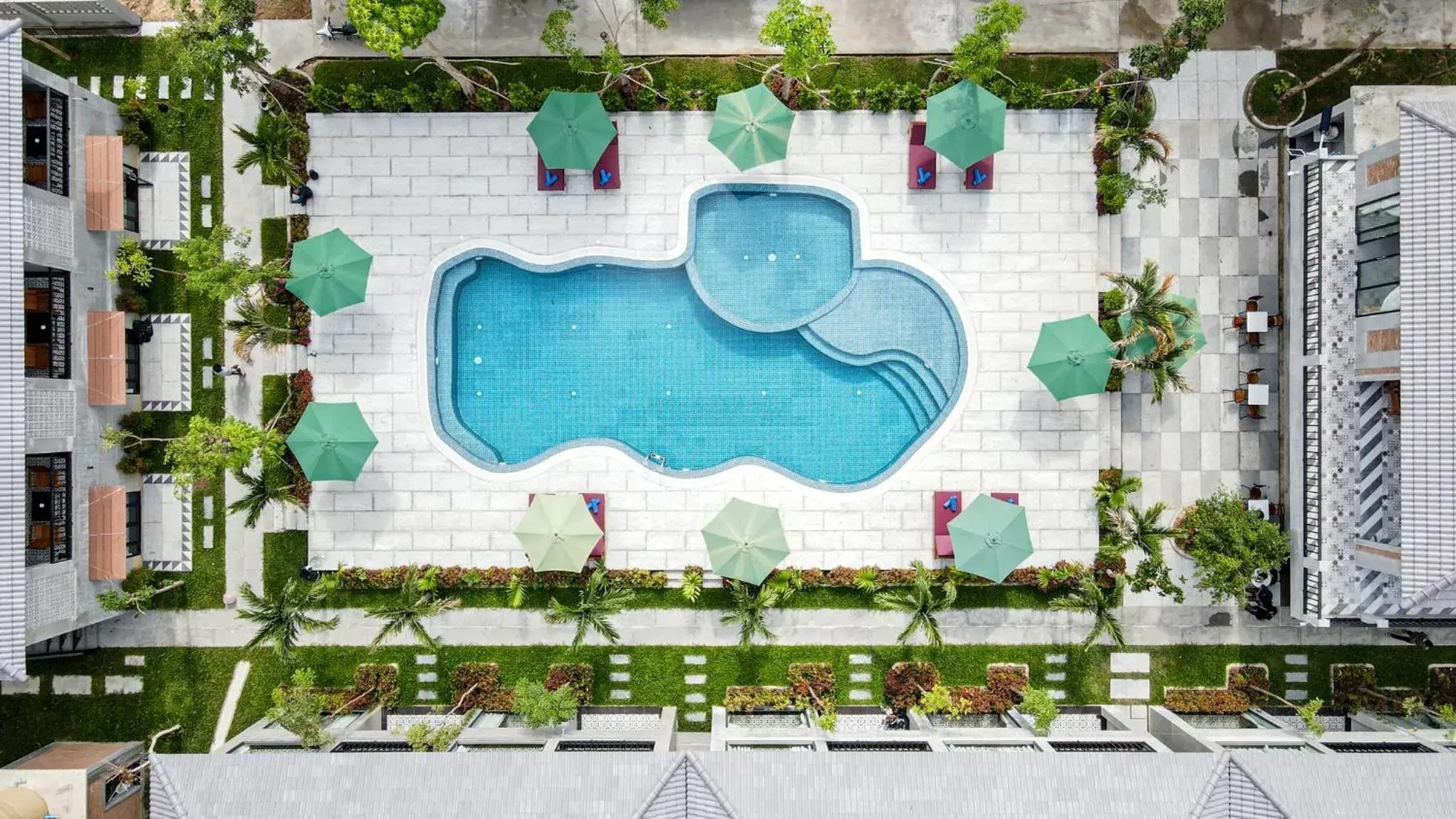 Swimming pool in Kampot Sweet Boutique Swimming pool in Kampot Sweet Boutique